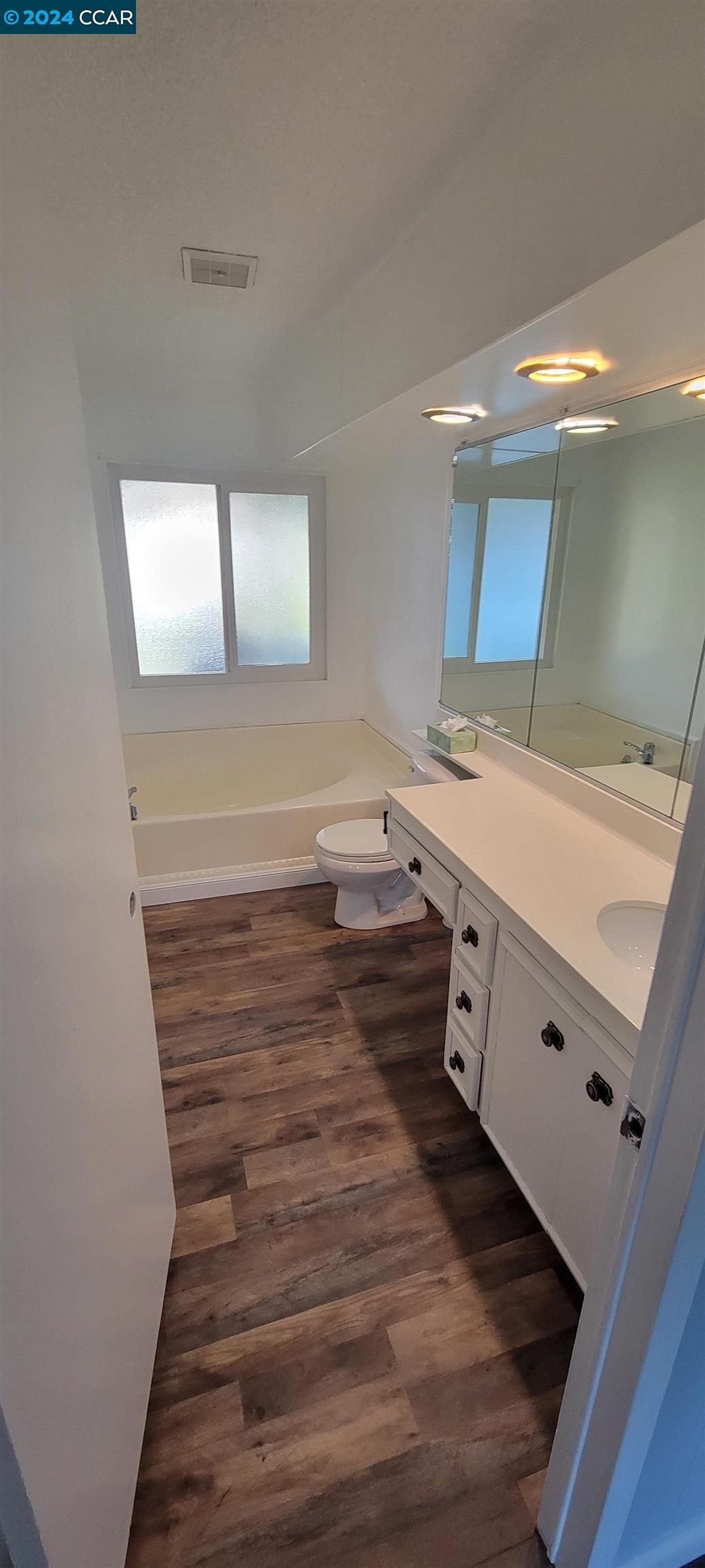14 Kaseberg Dr