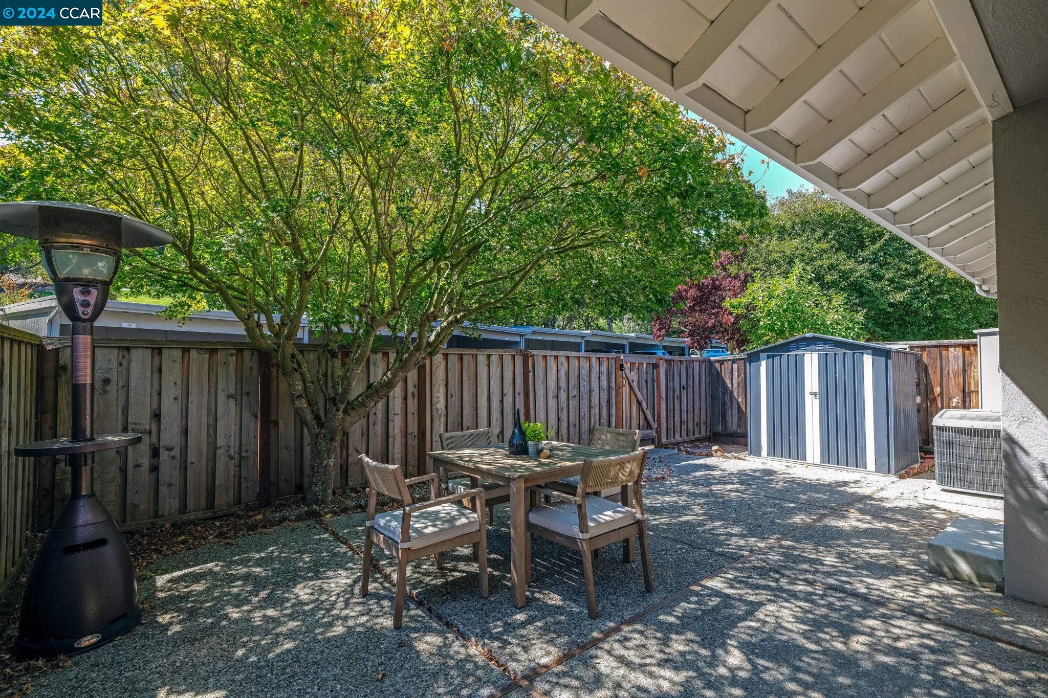 165 Miramonte Dr