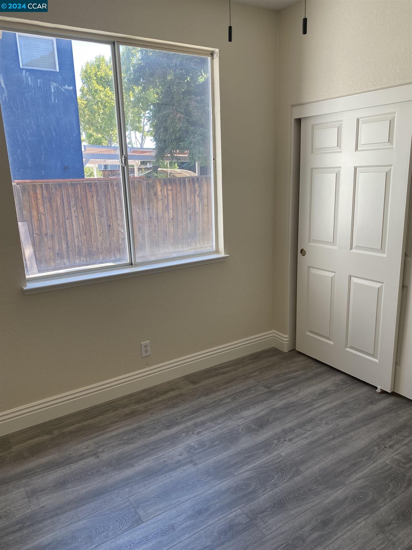2321 Huntsman Way