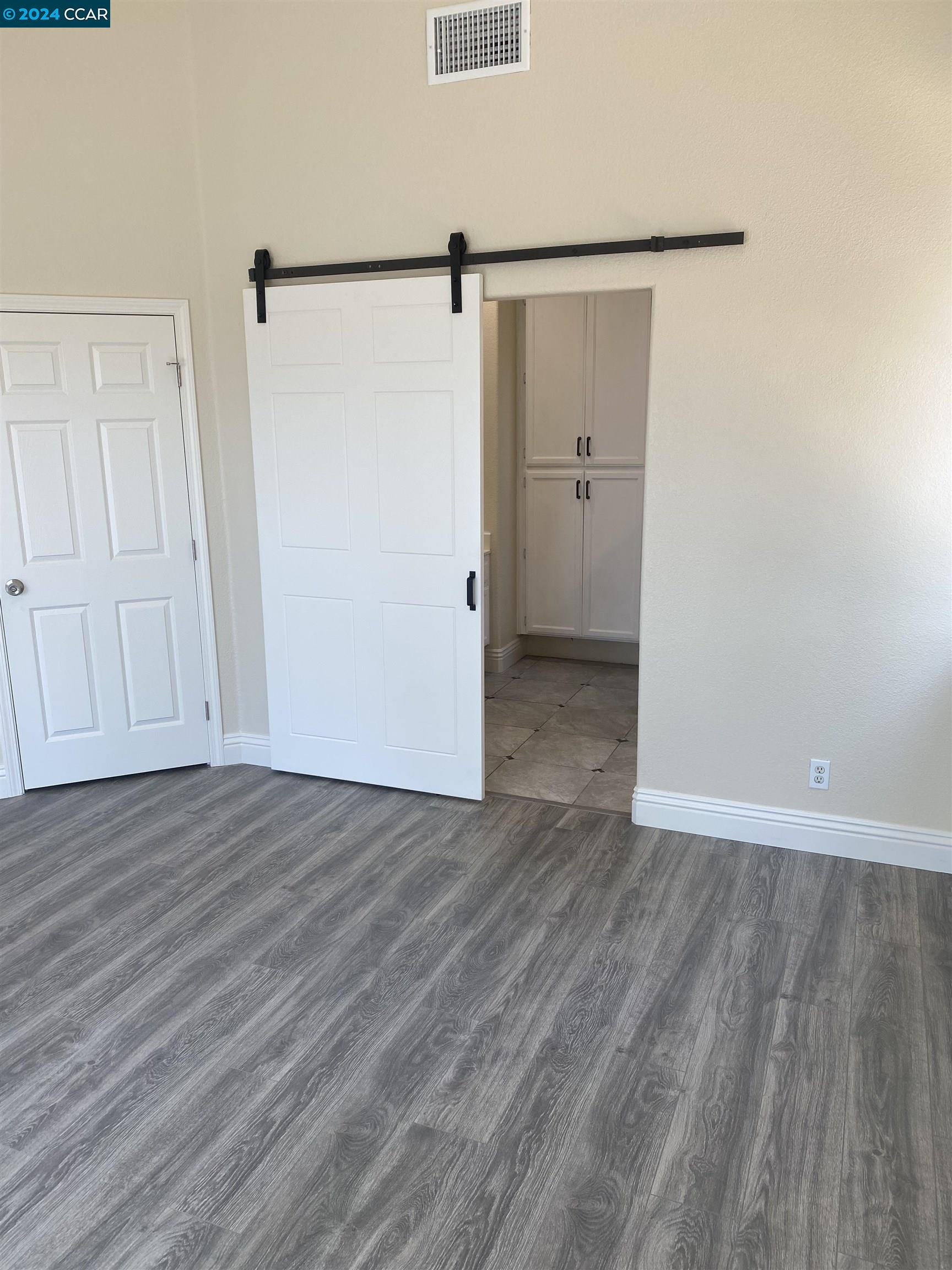2321 Huntsman Way