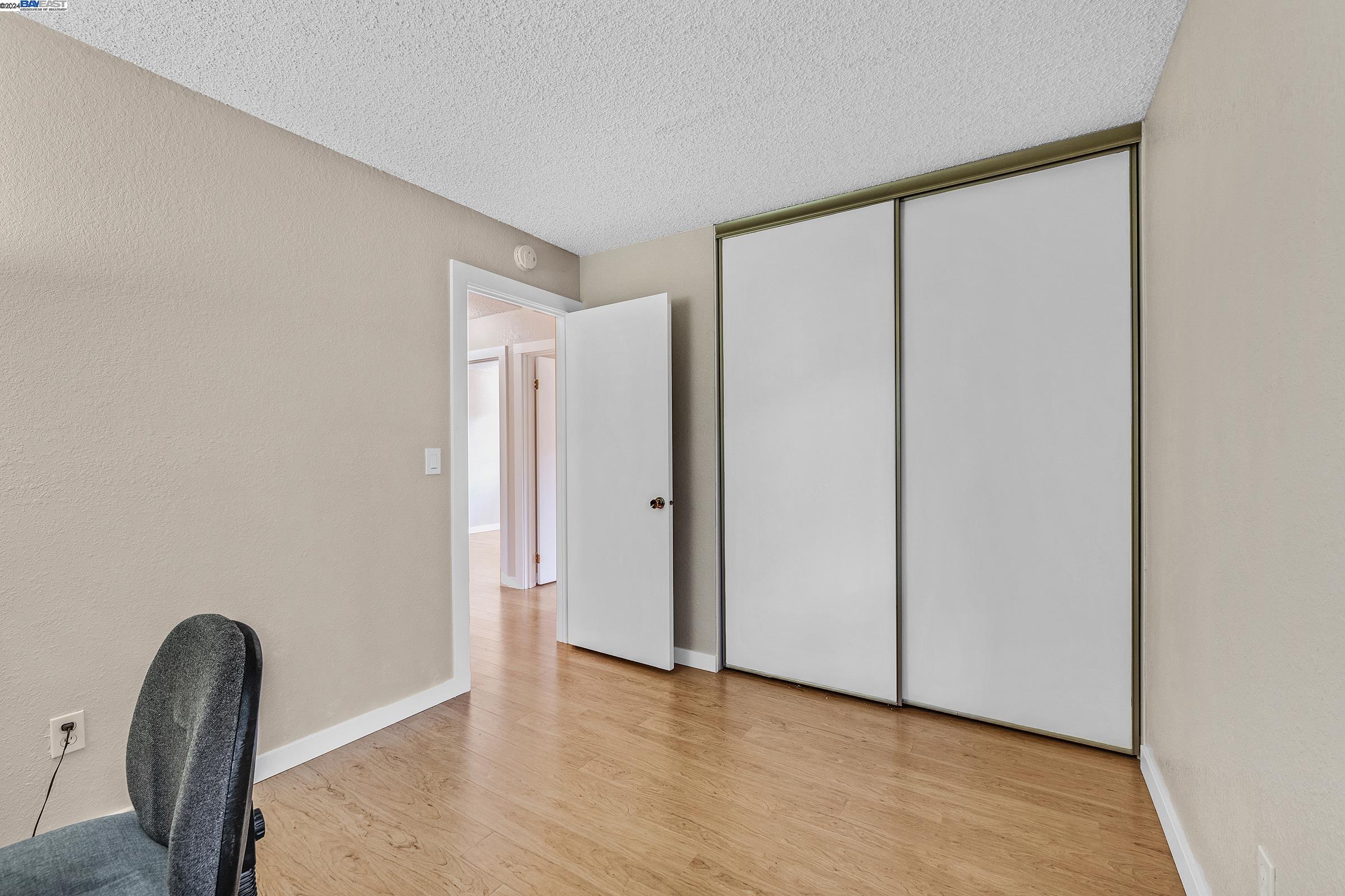 138 Shaniko Cmn