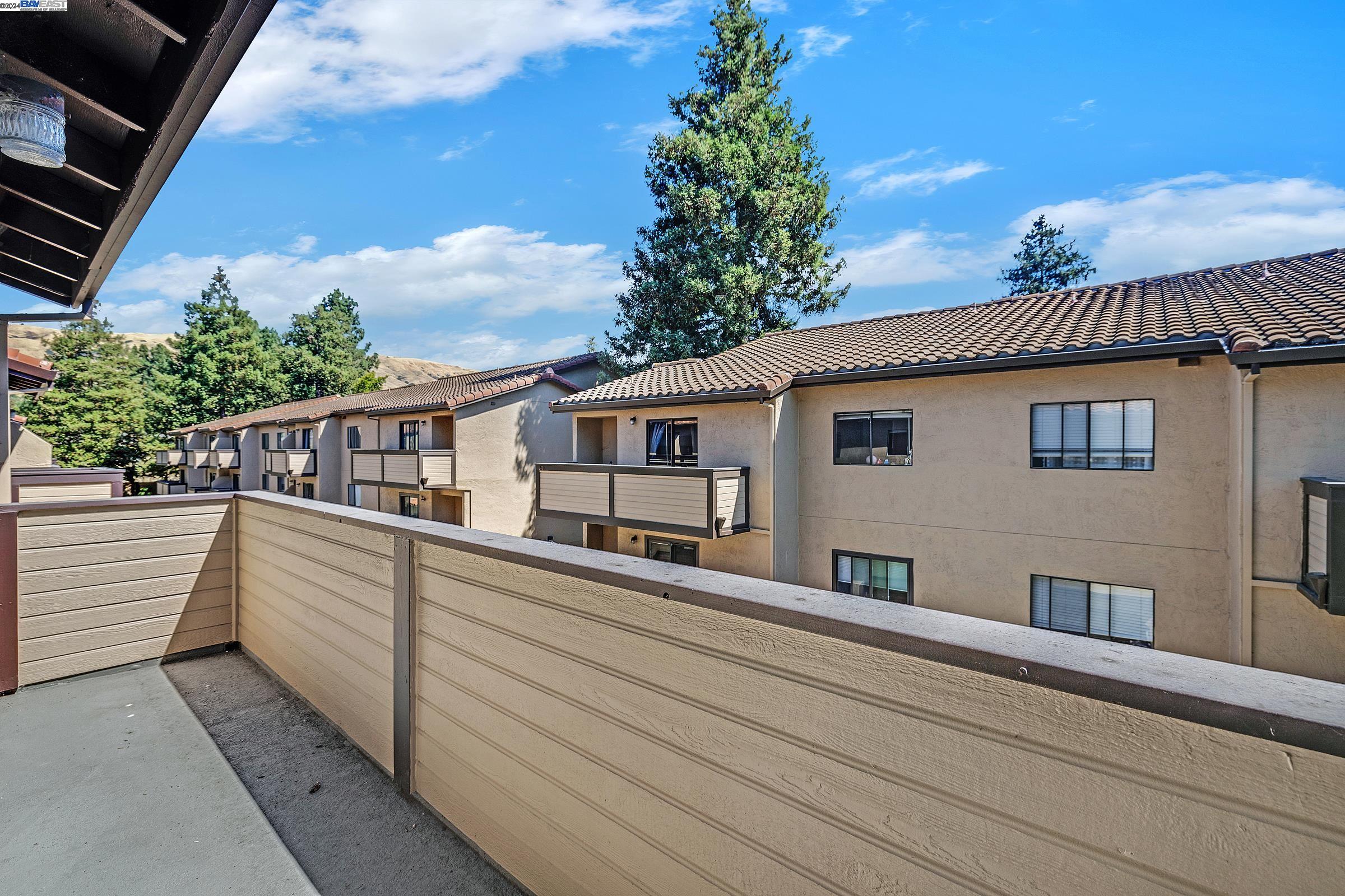 138 Shaniko Cmn