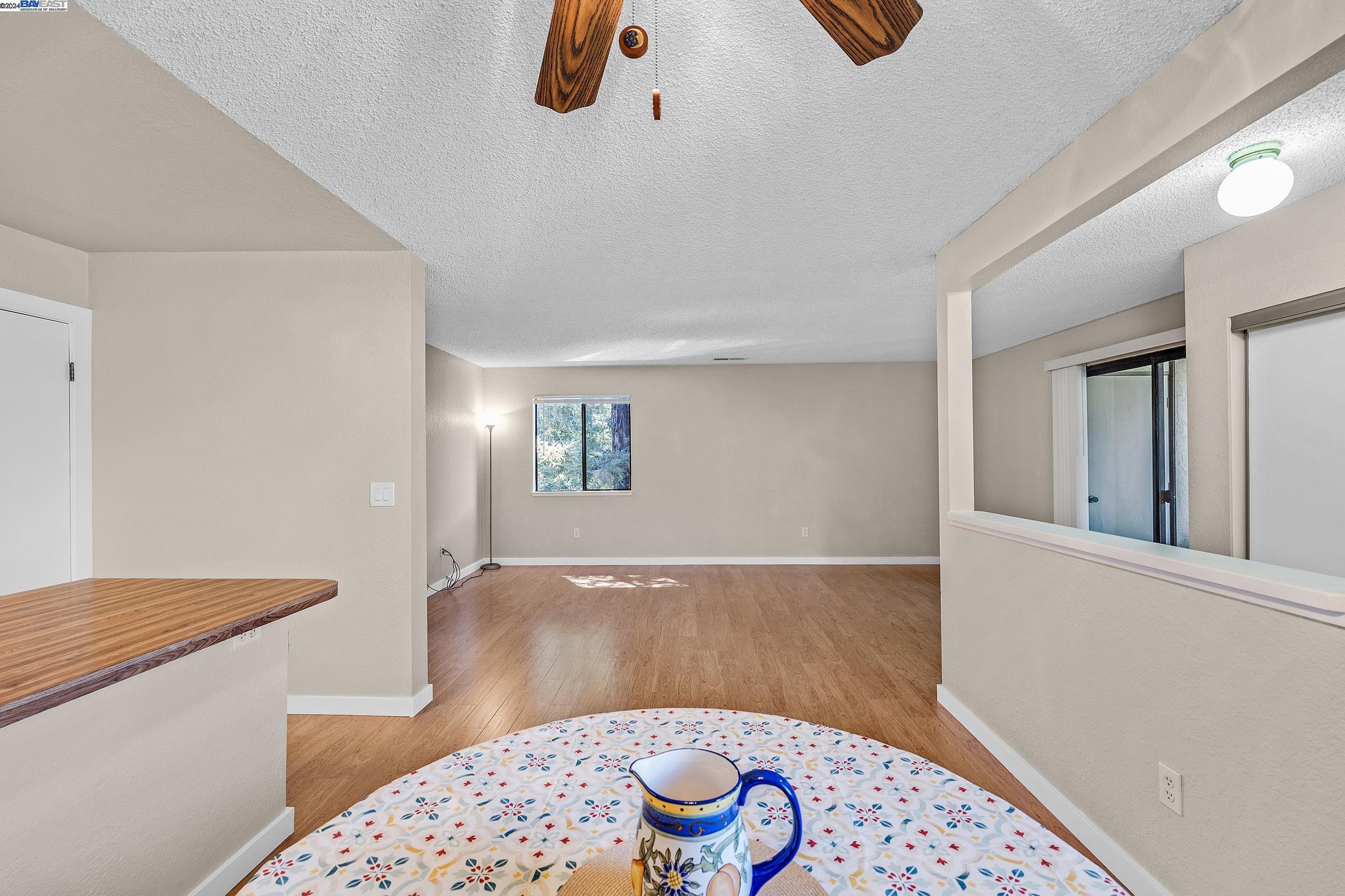 138 Shaniko Cmn