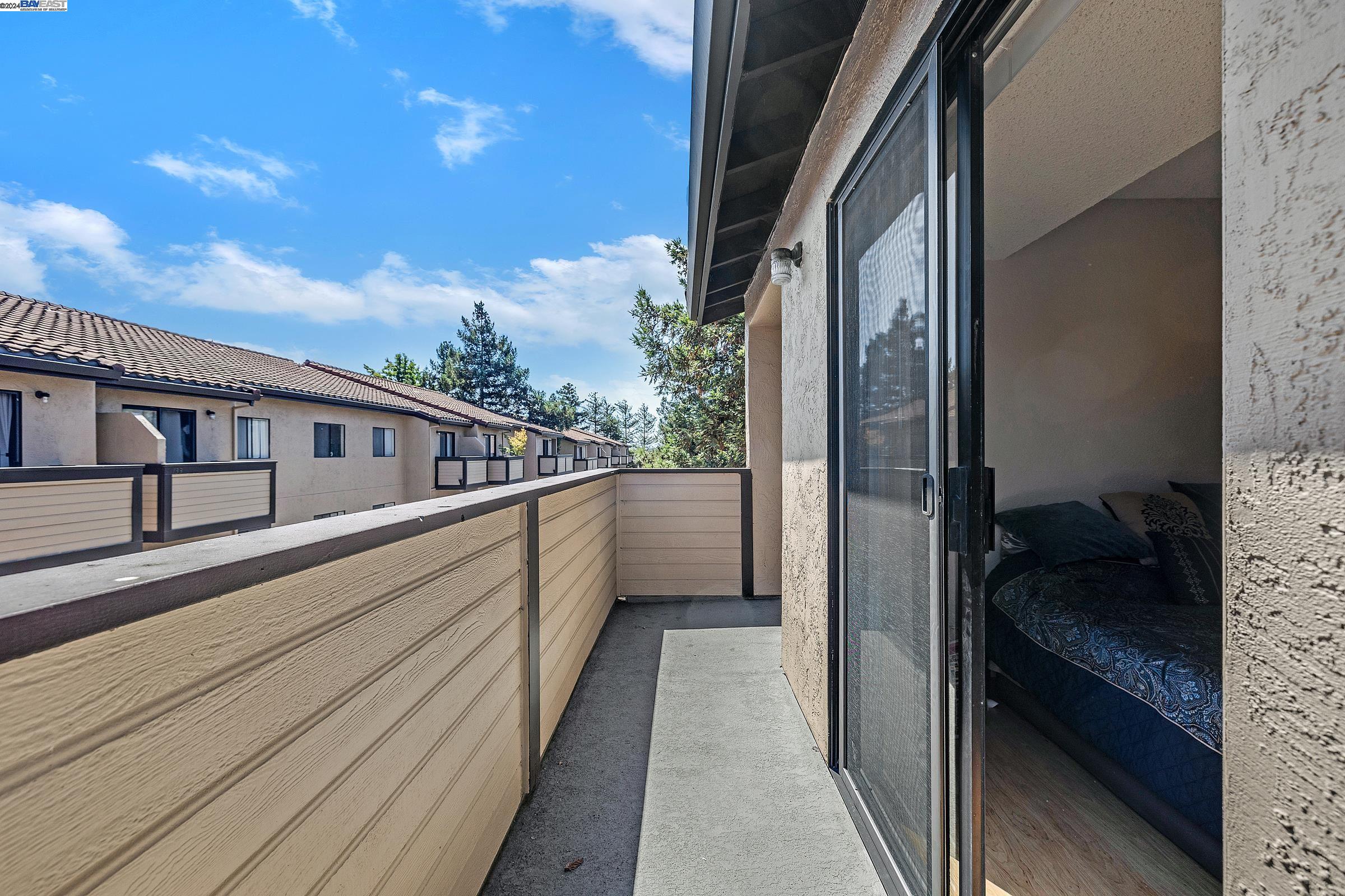 138 Shaniko Cmn