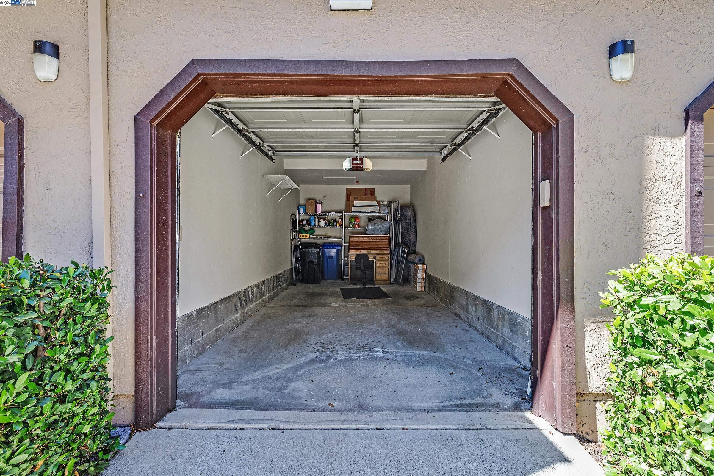 138 Shaniko Cmn