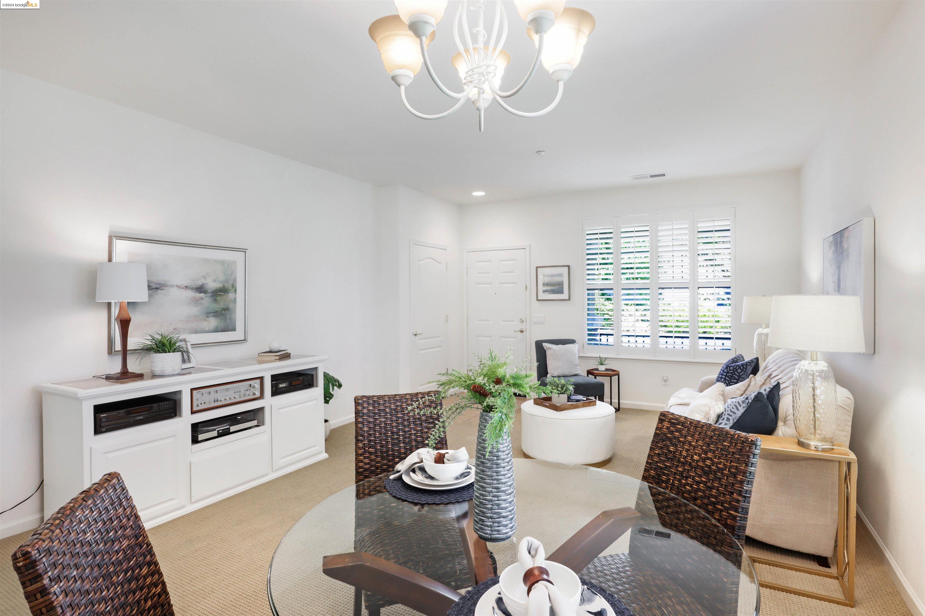 983 Centennial Dr