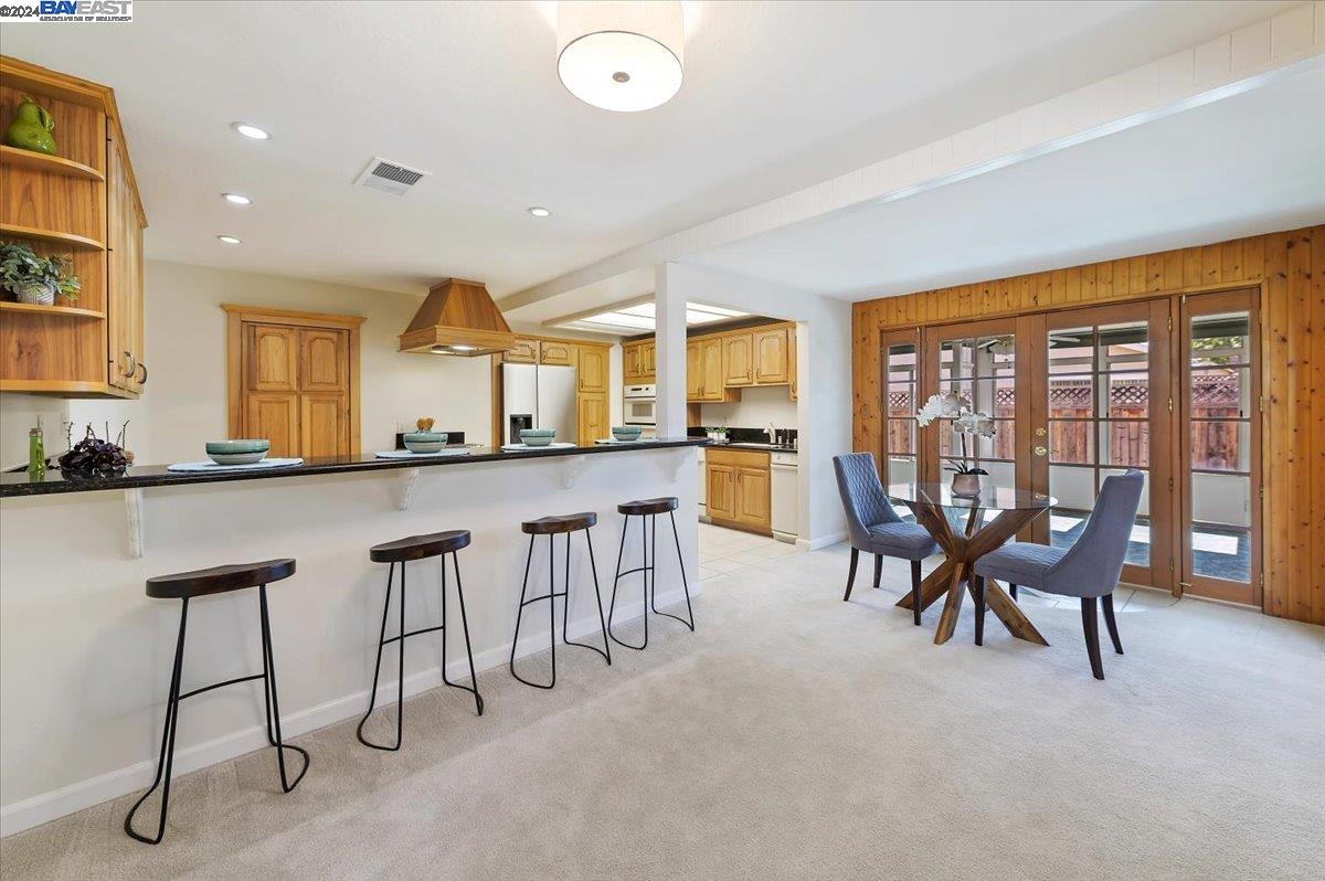 33 Agate Court
