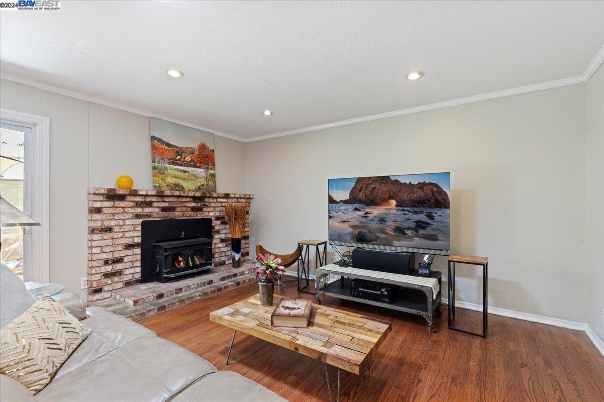 8887 Davona Dr