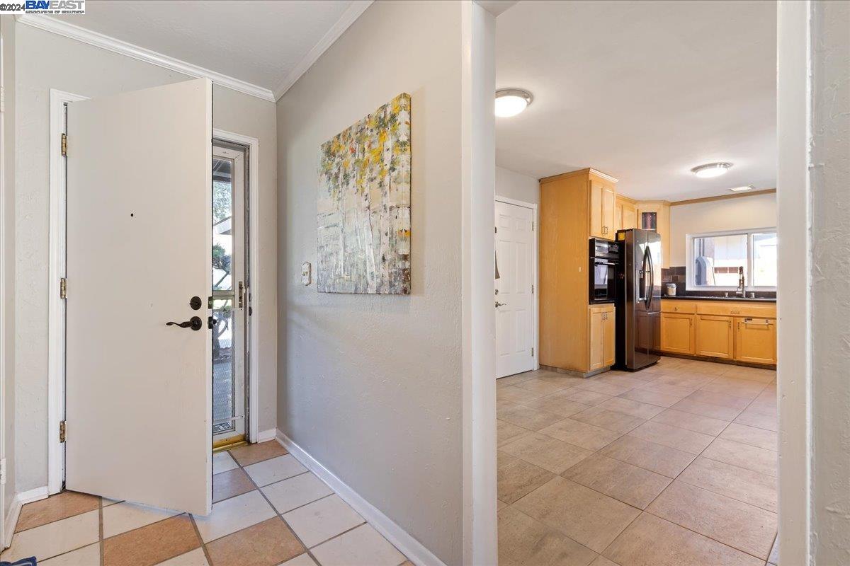 8887 Davona Dr