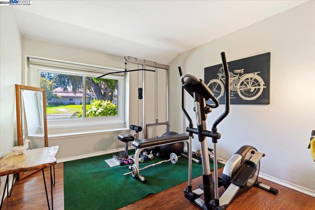 8887 Davona Dr