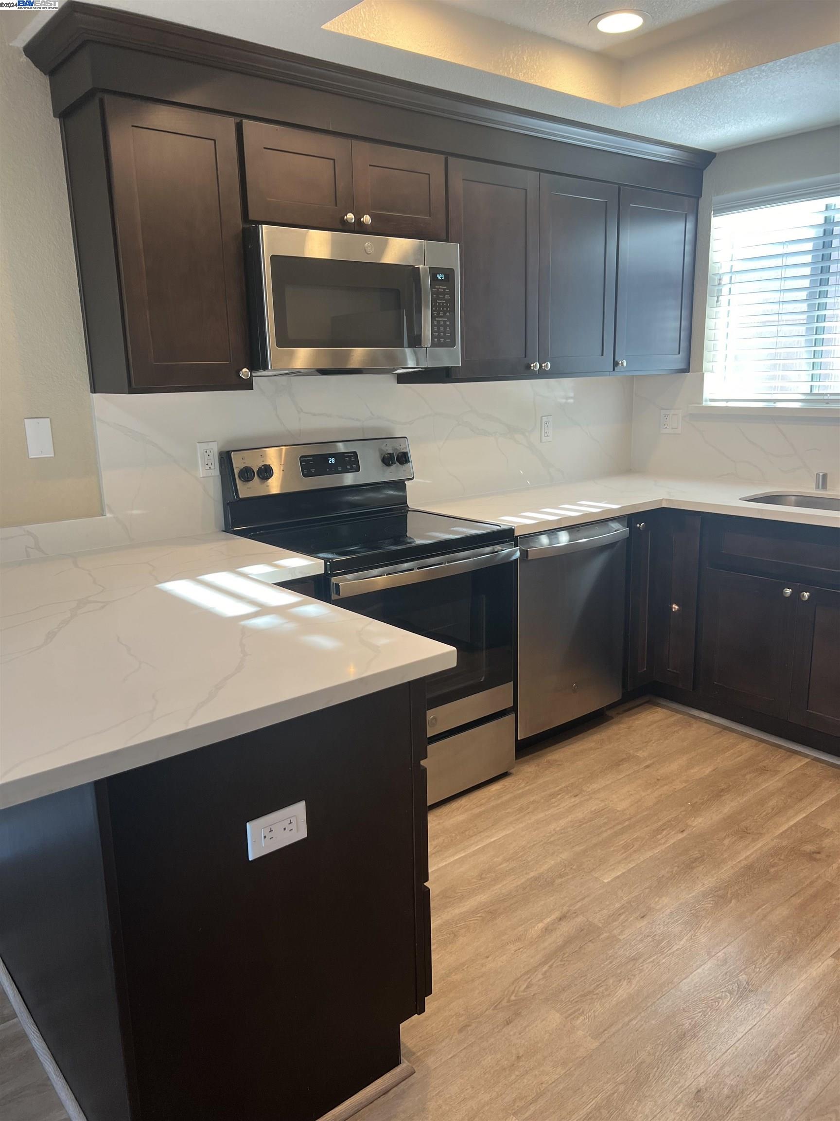 3026 Gardella Plaza # 3036