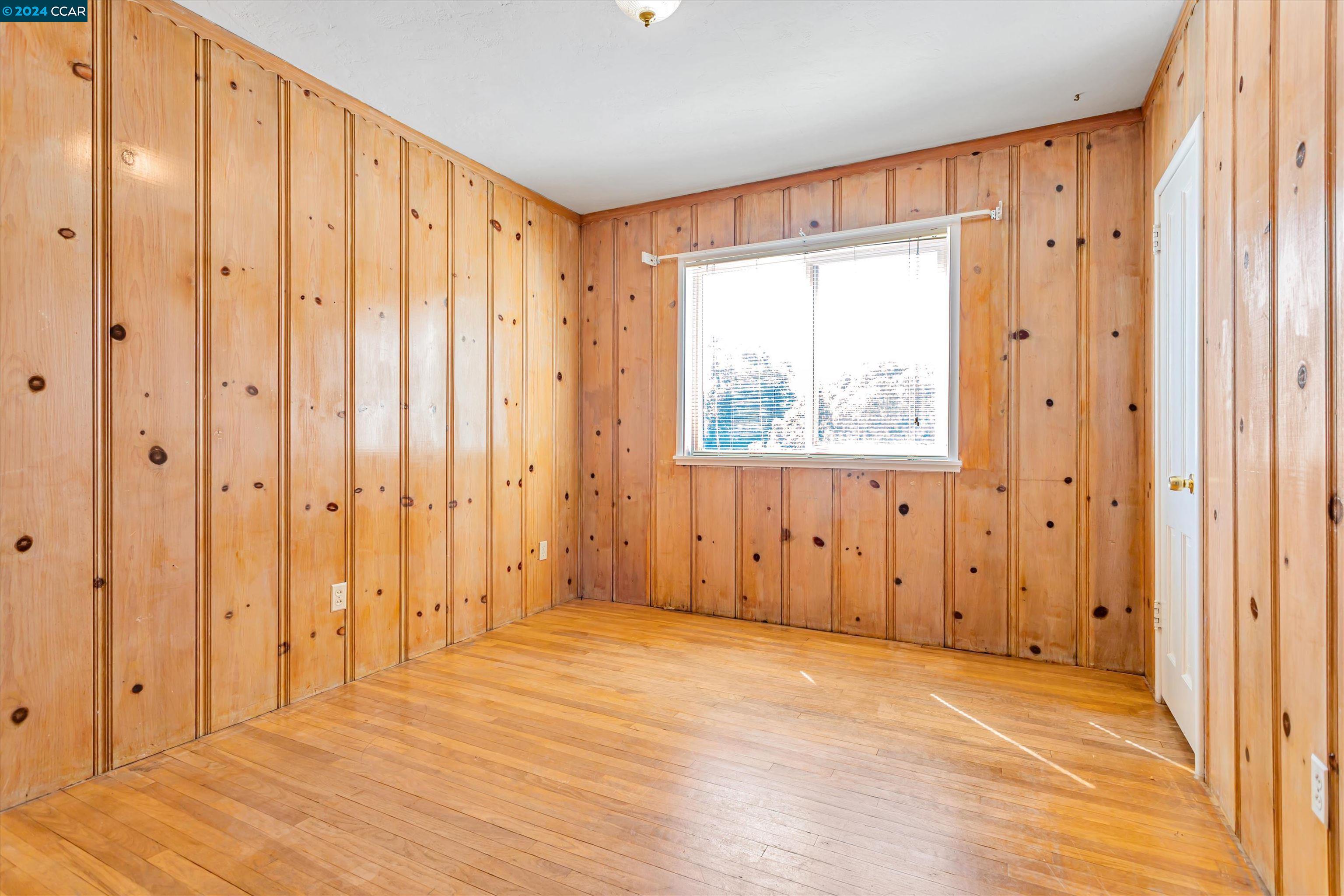 2300 Monterey Ave