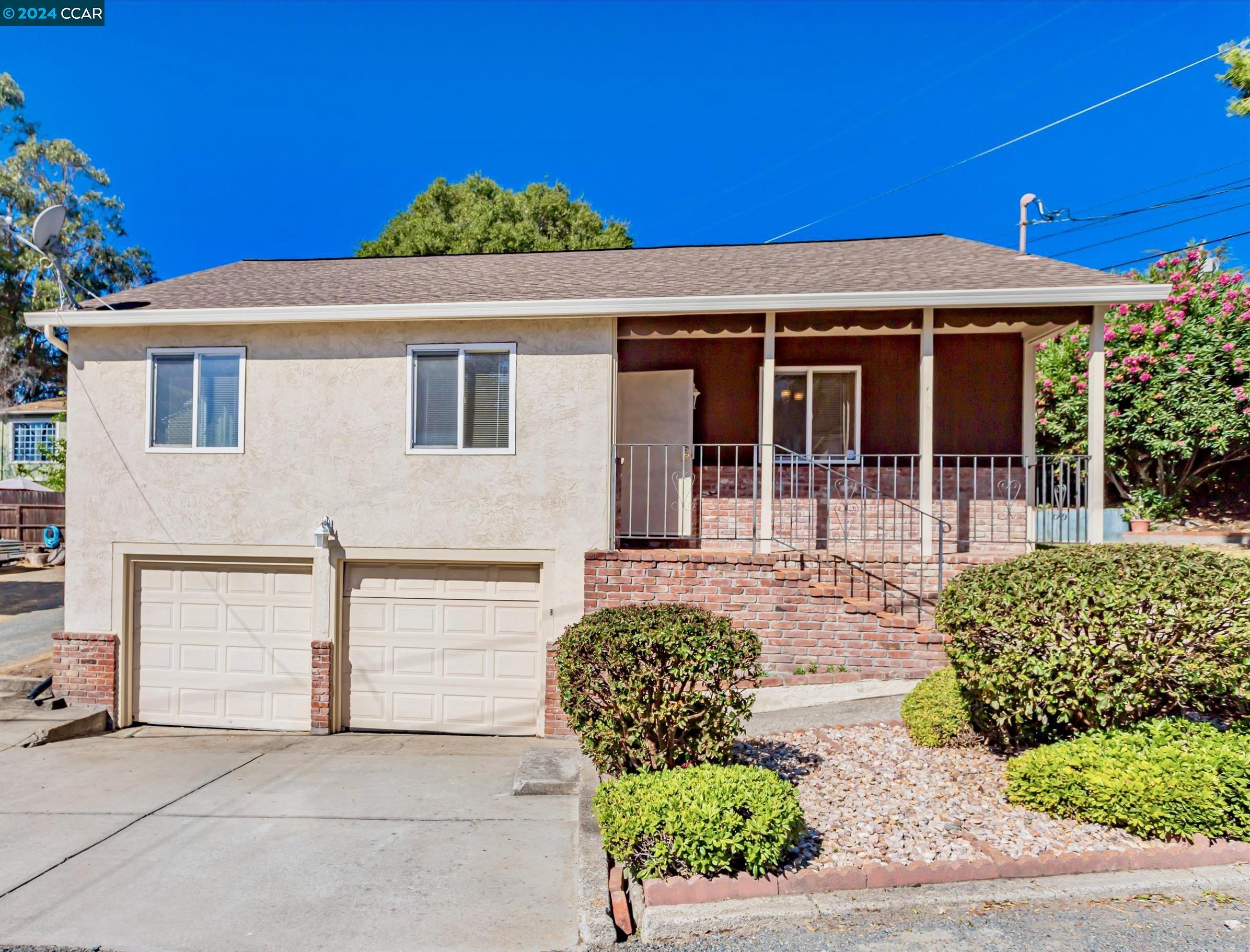 2300 Monterey Ave
