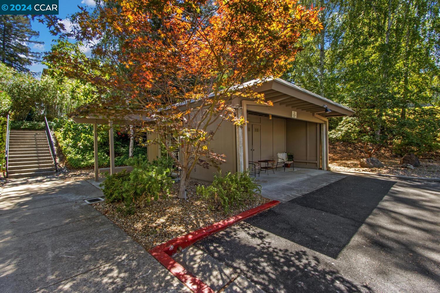 1117 Canyonwood Ct # 2
