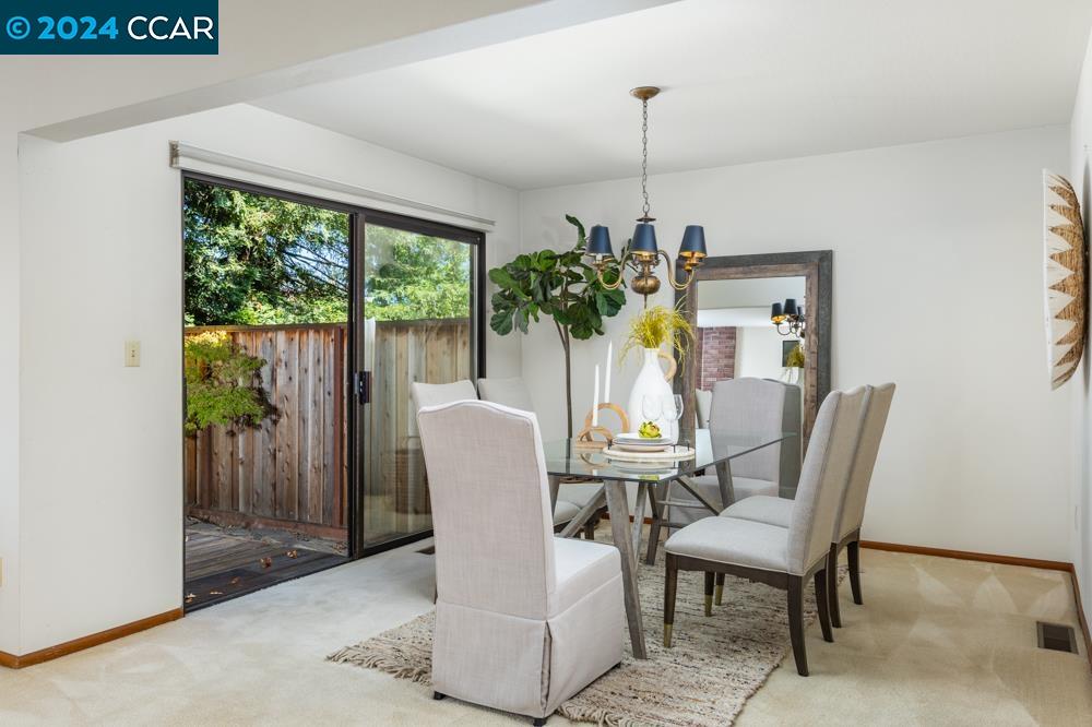 1441 Quail View Cir