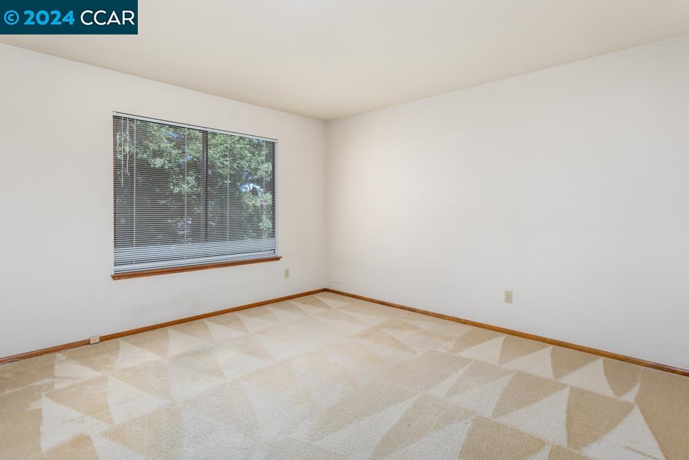 1441 Quail View Cir