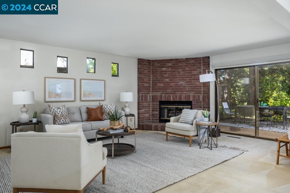 1441 Quail View Cir
