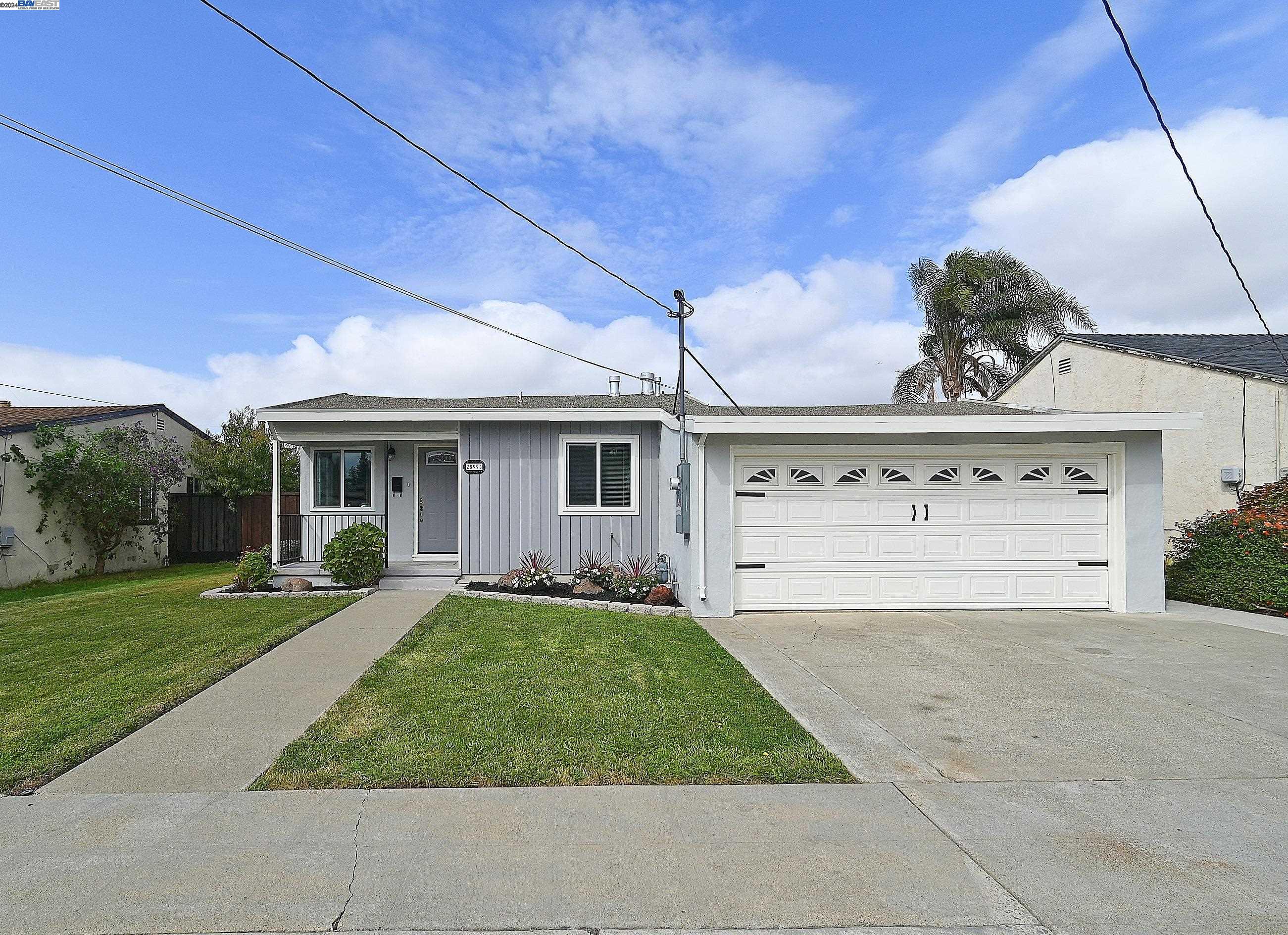 25993 Underwood Ave