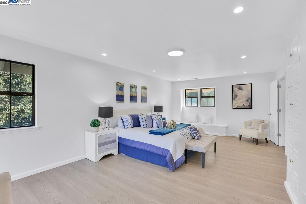 14 Powder Bowl Ct