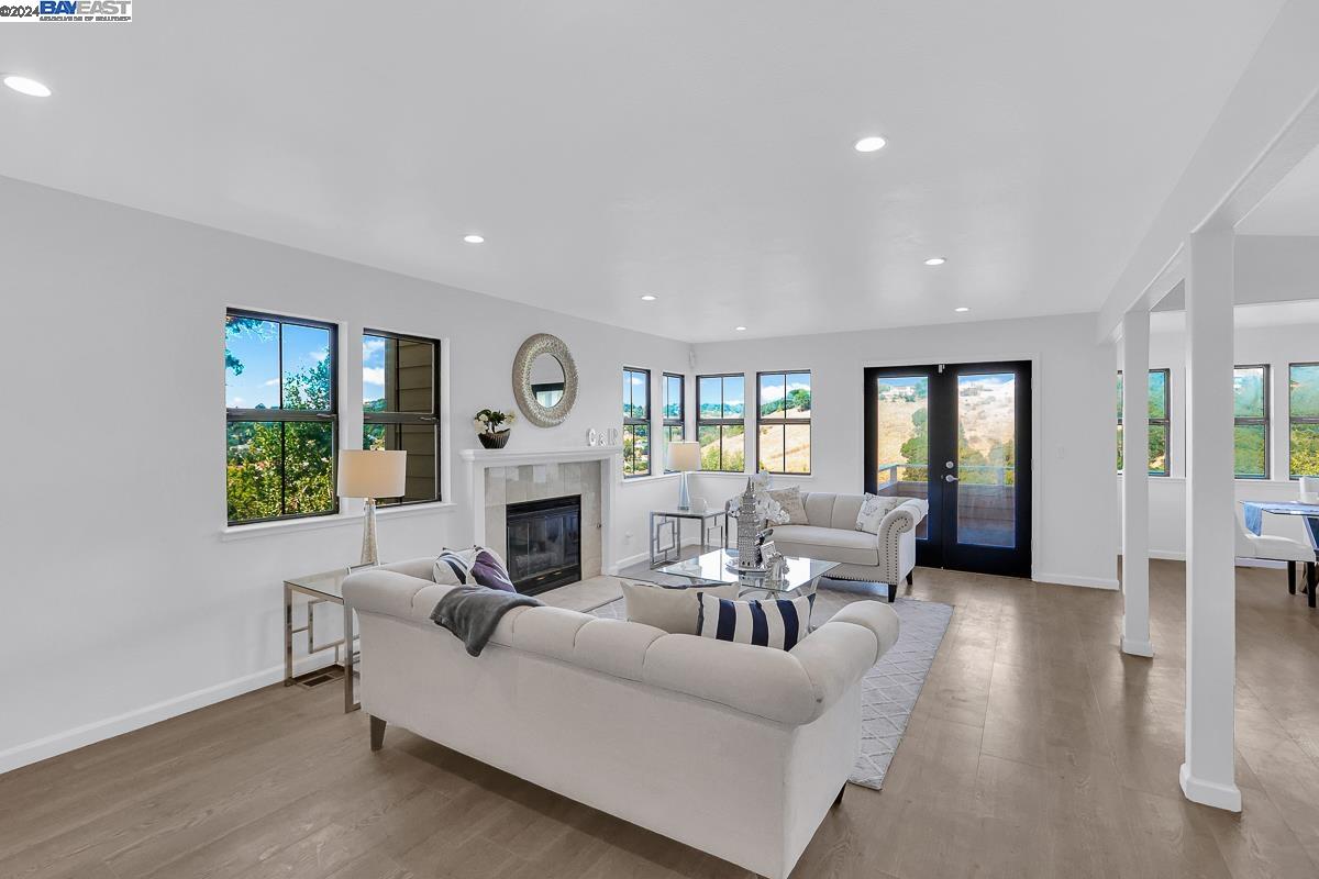 14 Powder Bowl Ct