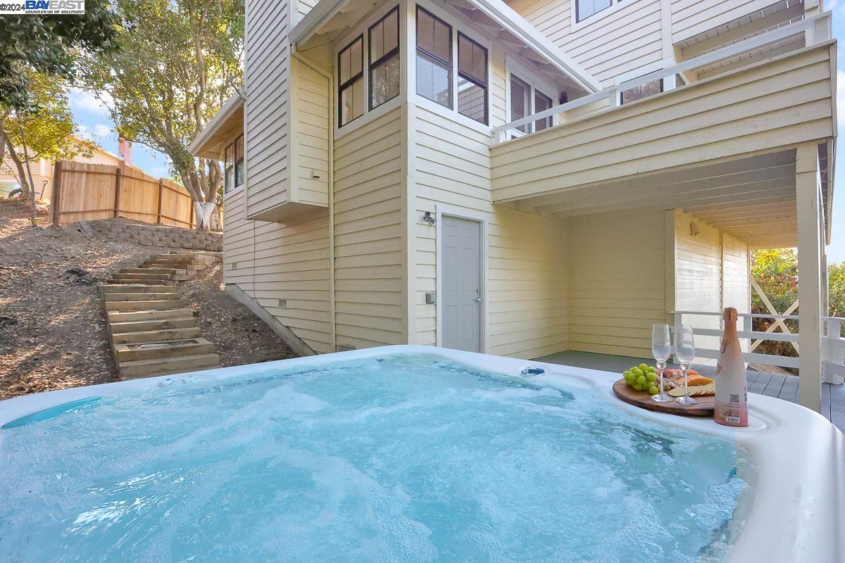 14 Powder Bowl Ct