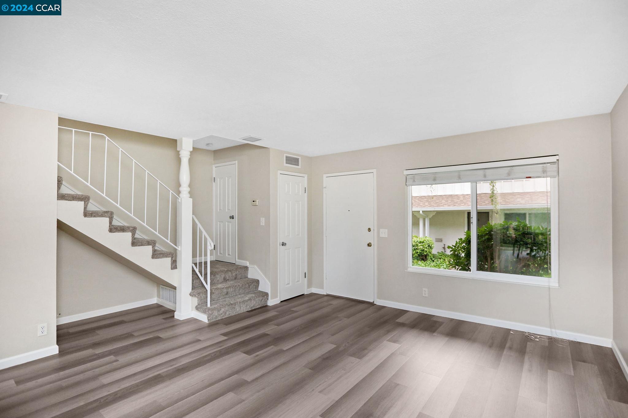 2559 Twin Creeks Dr