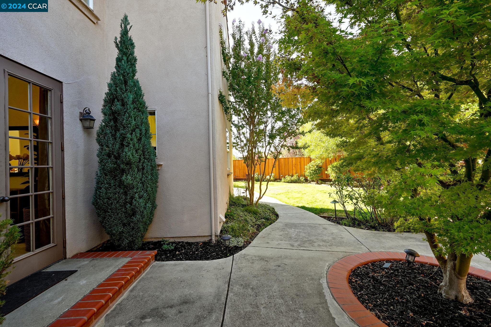 137 Black Calla Ct
