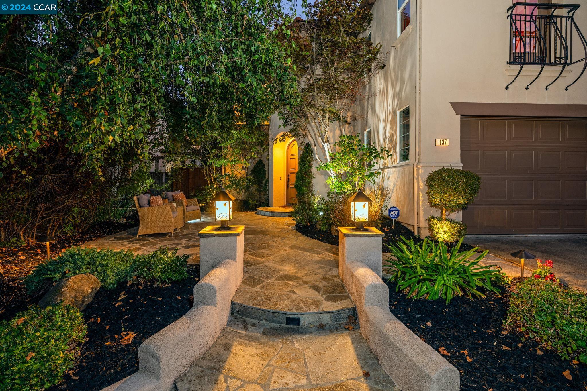 137 Black Calla Ct