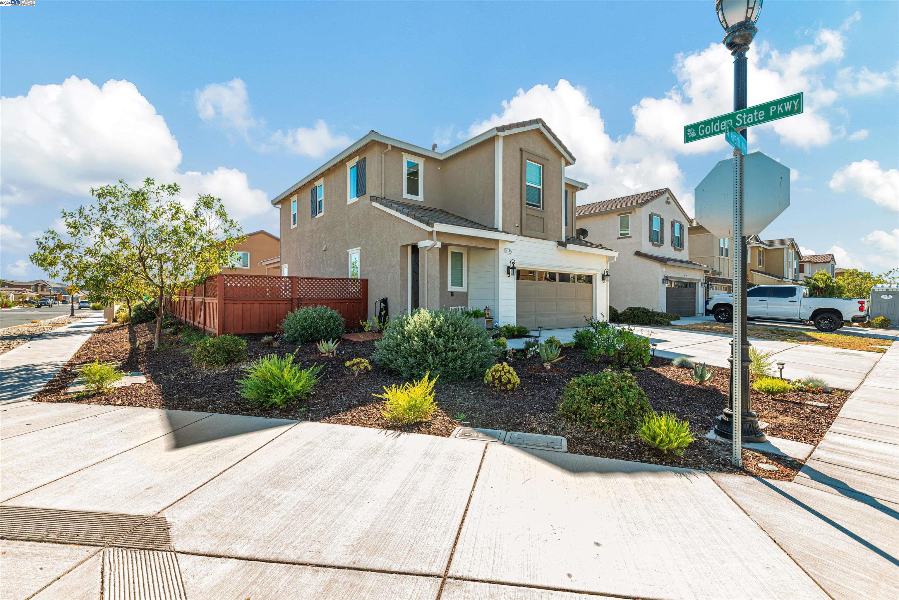 486 Avanti Way