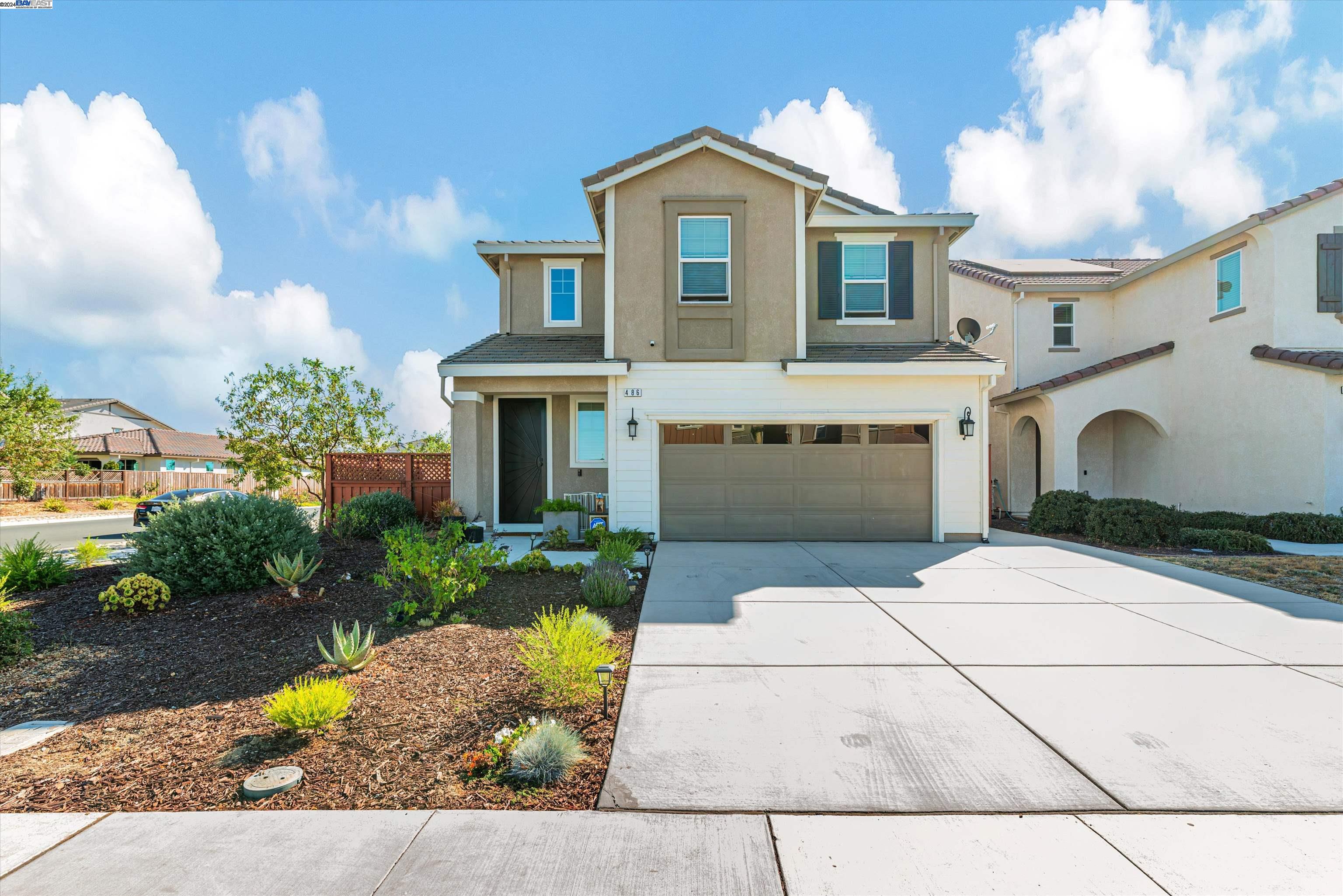 486 Avanti Way
