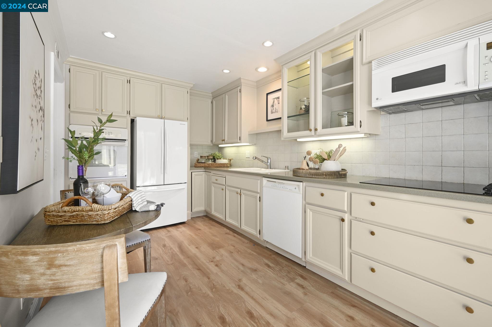 2645 Saklan Indian # 2 Unit: #2