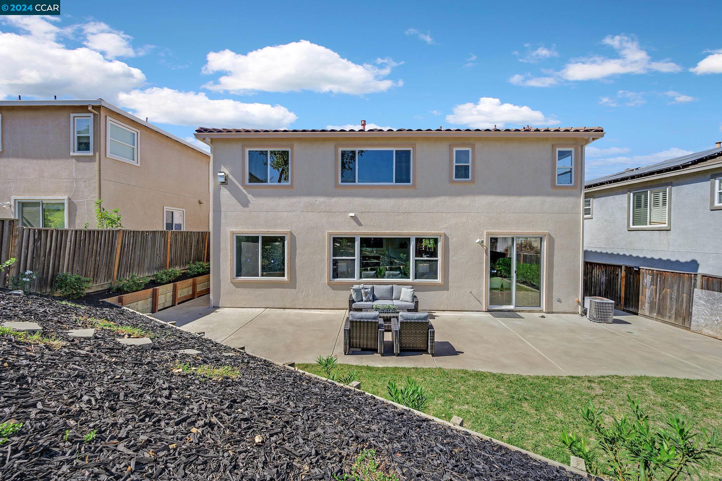 178 San Tomas Dr