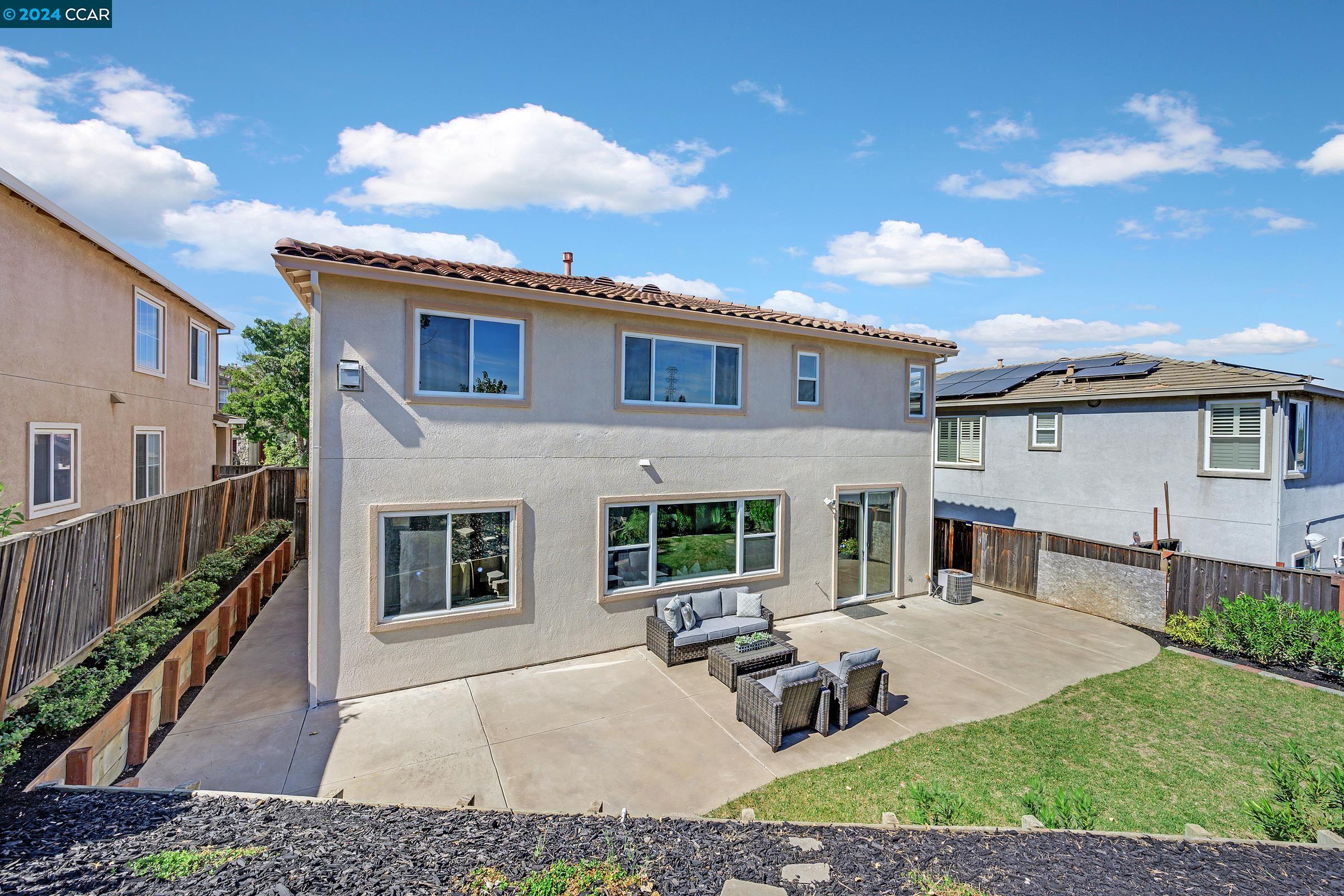 178 San Tomas Dr