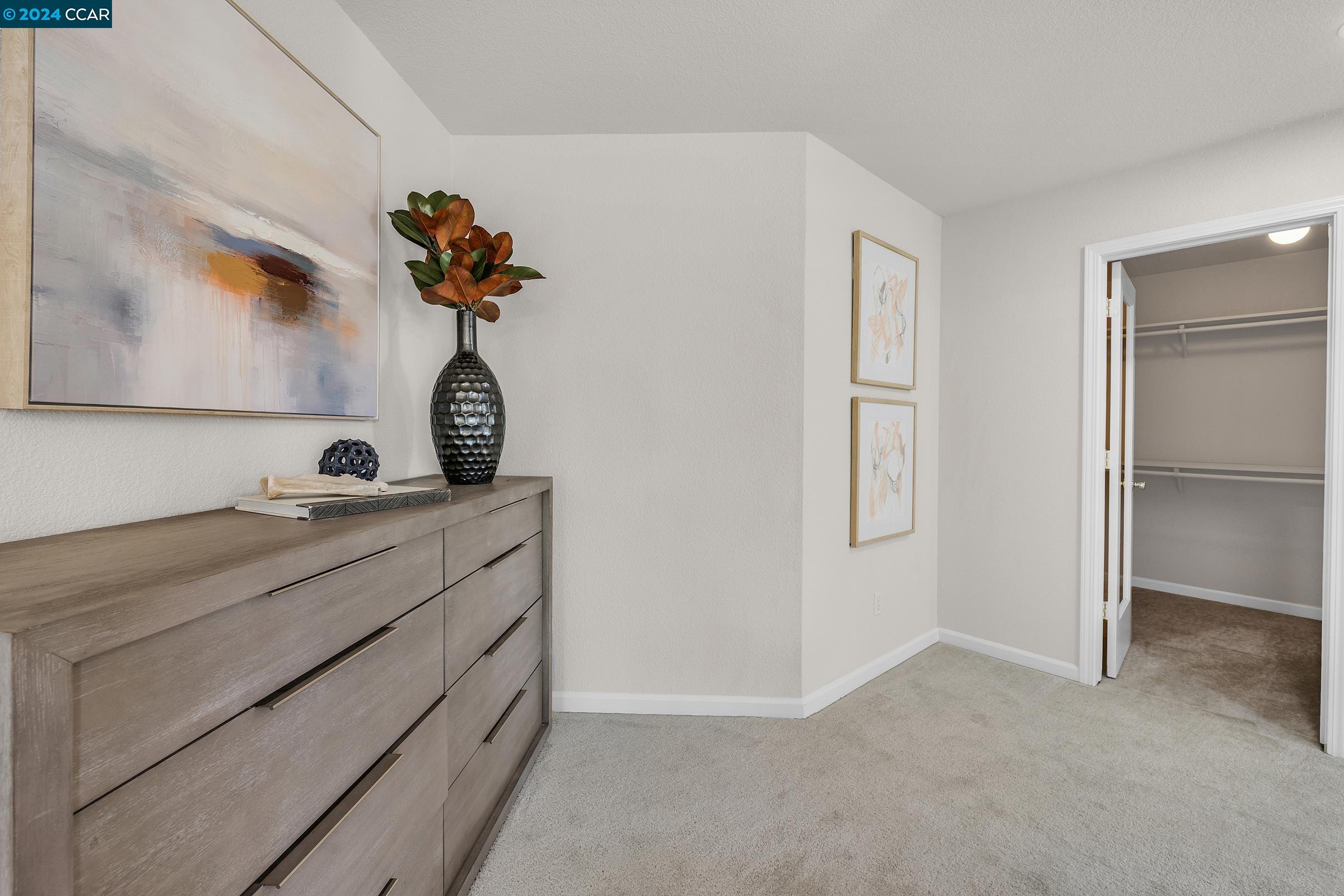 178 San Tomas Dr
