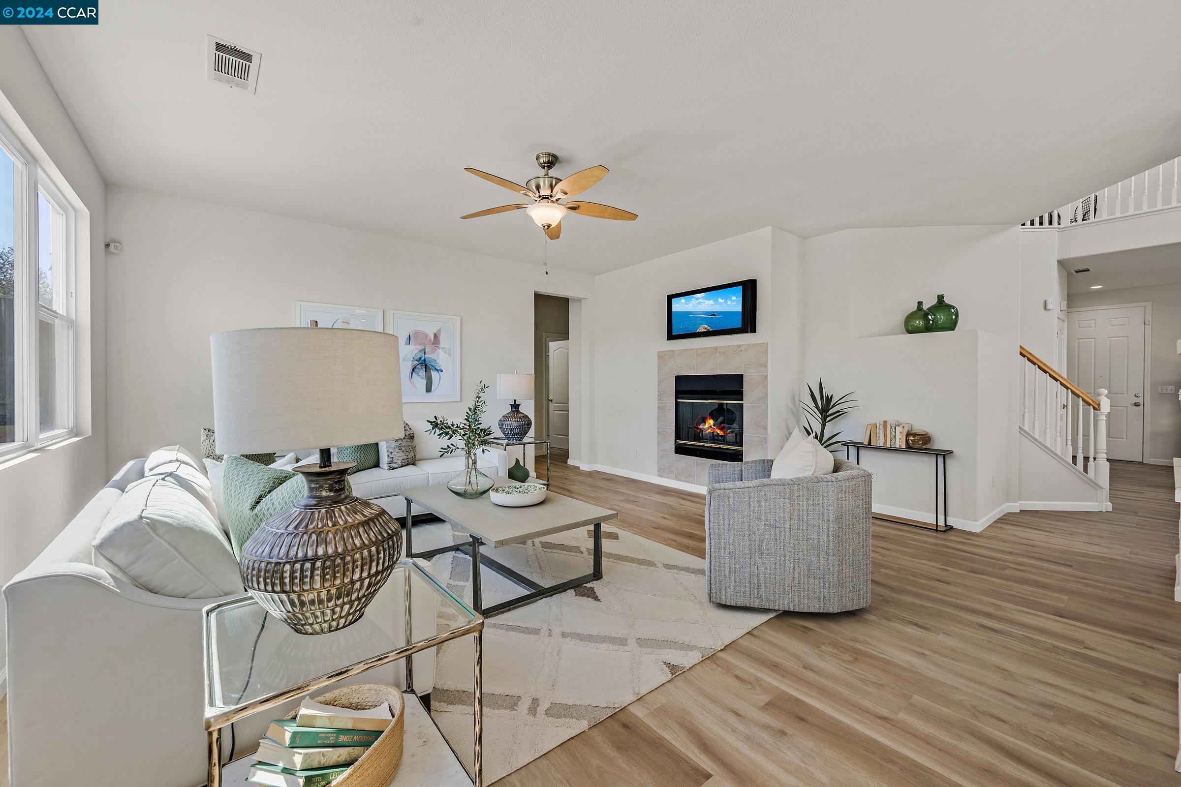178 San Tomas Dr