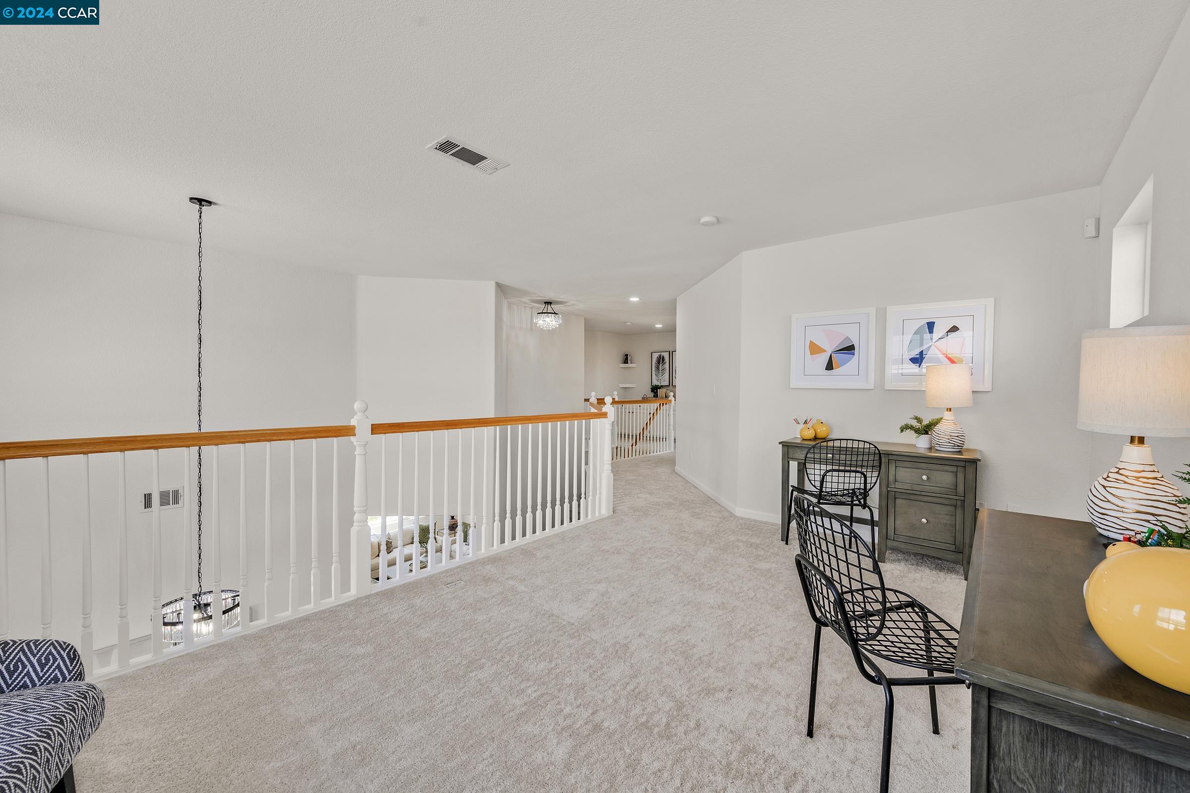 178 San Tomas Dr