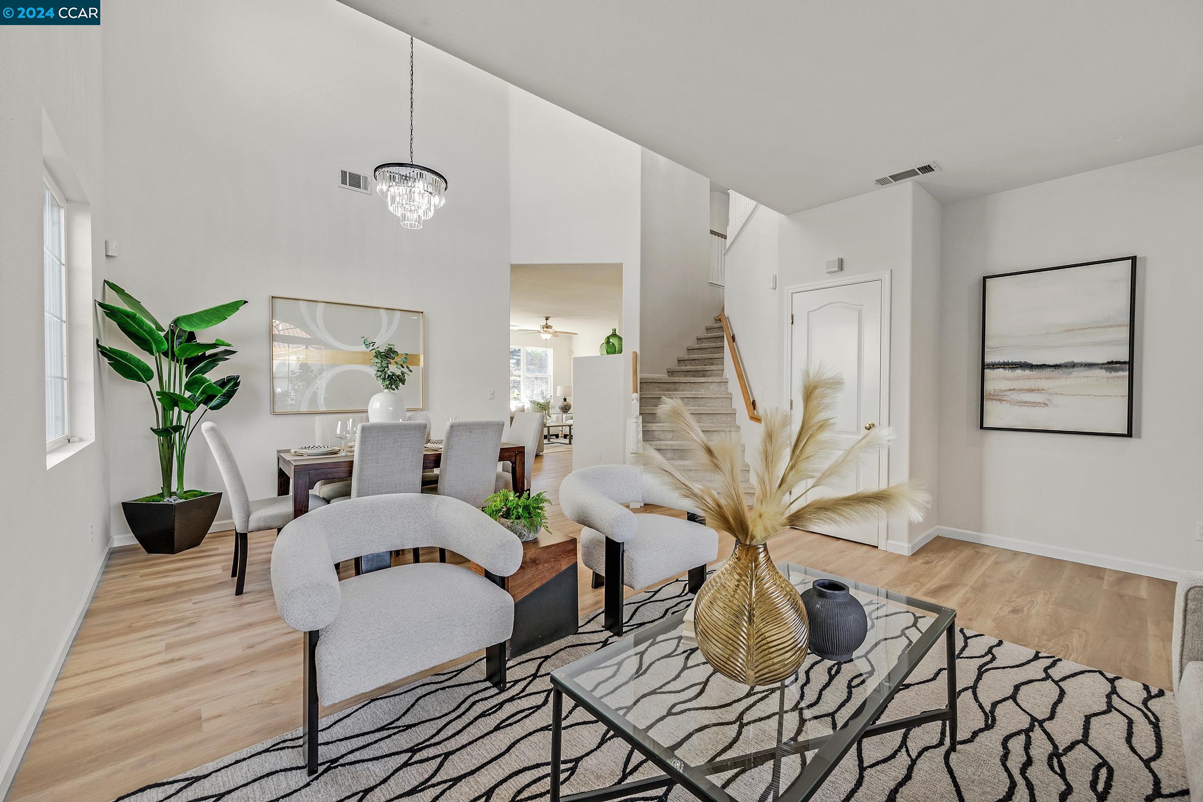 178 San Tomas Dr