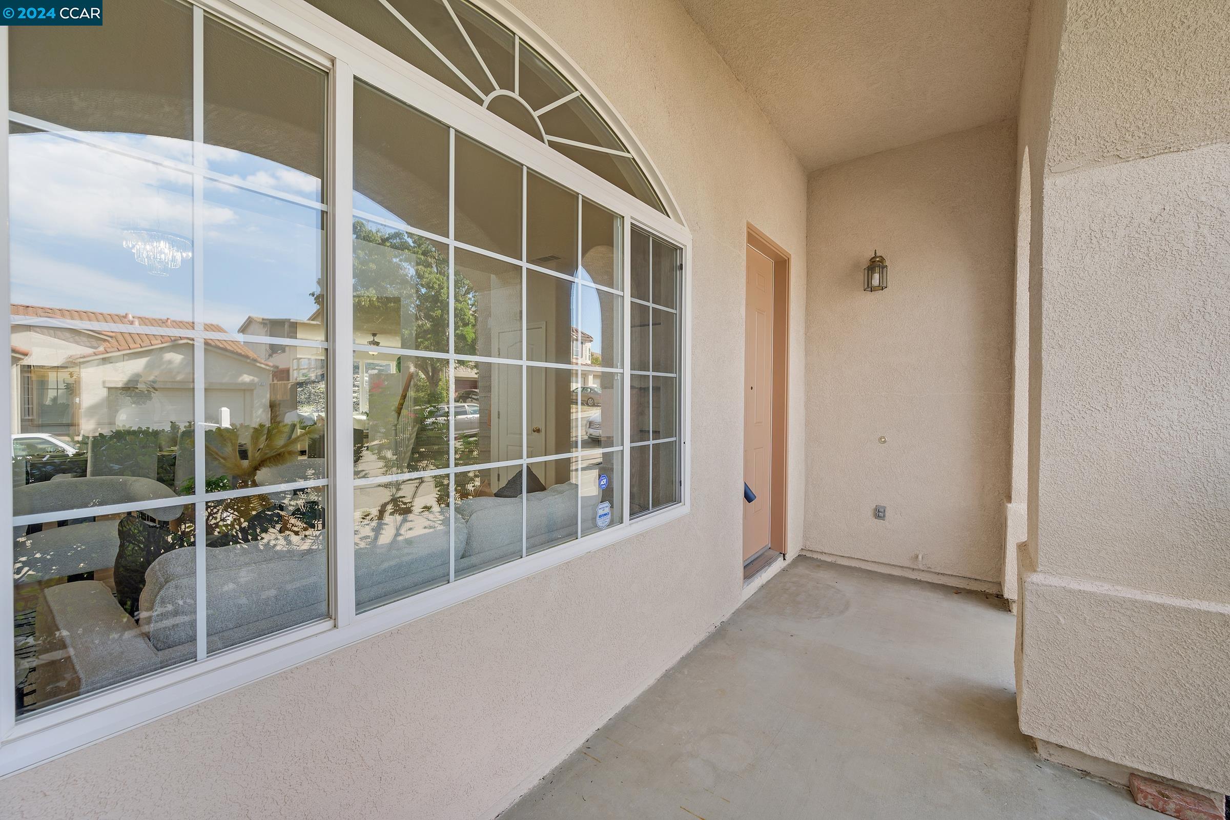 178 San Tomas Dr