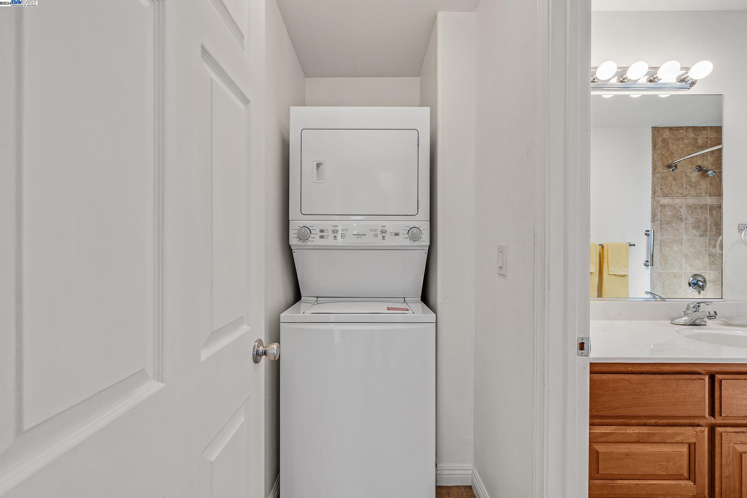 387 Melven Ct