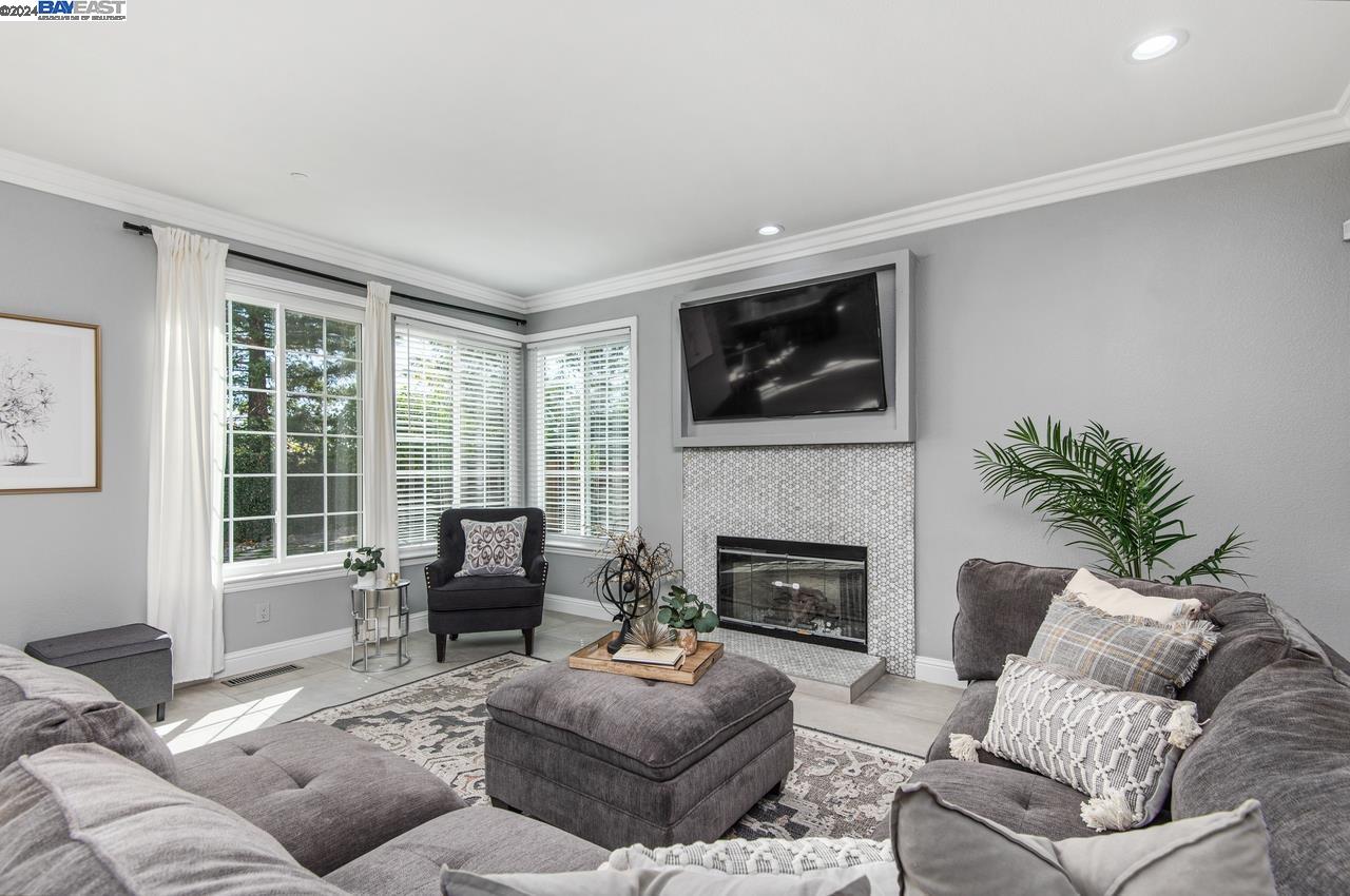 3147 Salisbury Court