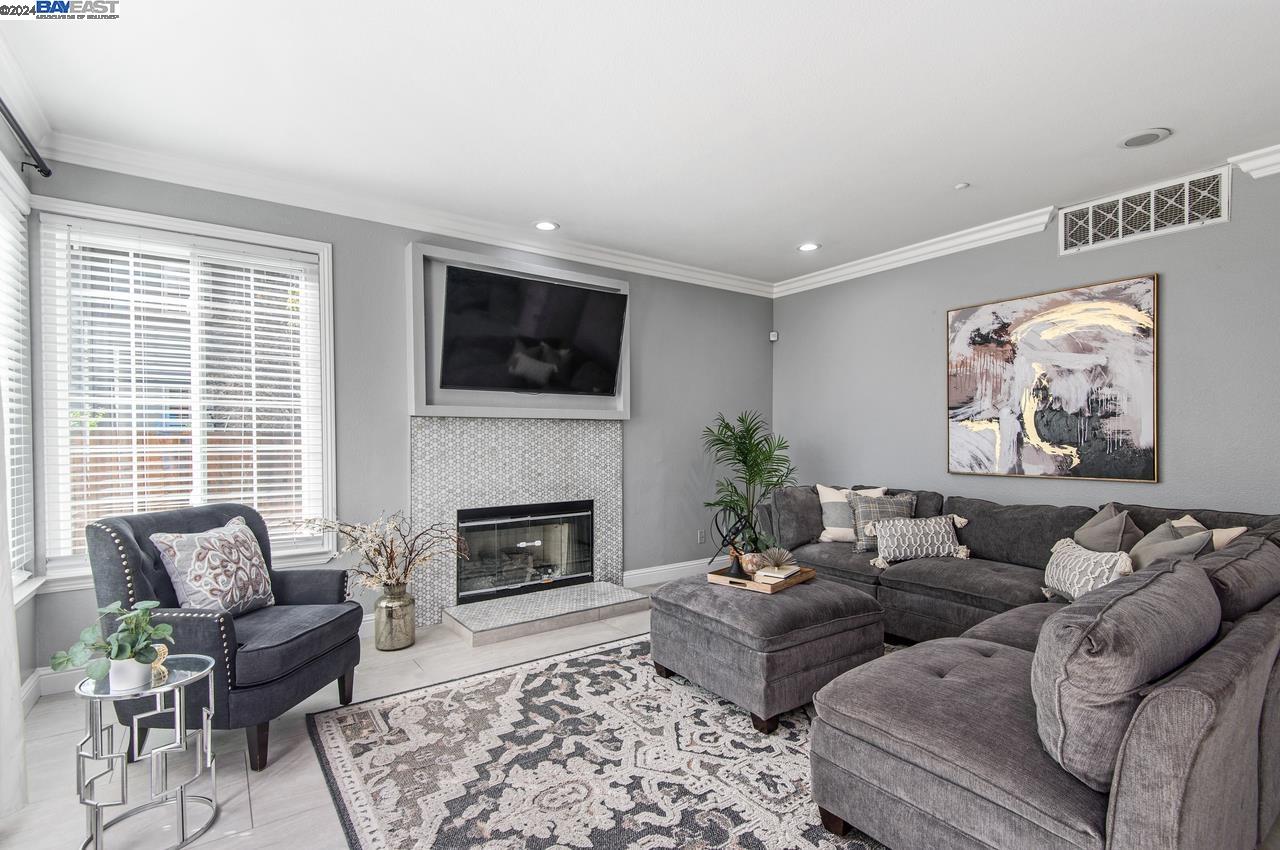 3147 Salisbury Court