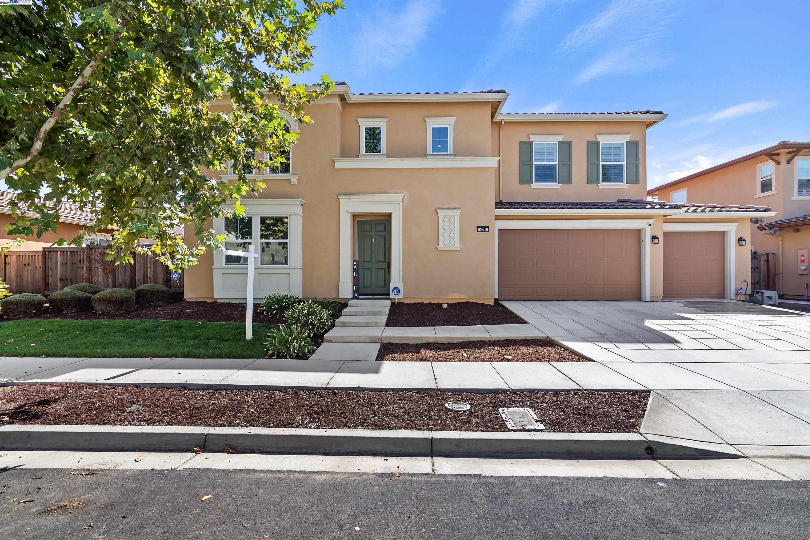 426 Bloomfield Ct