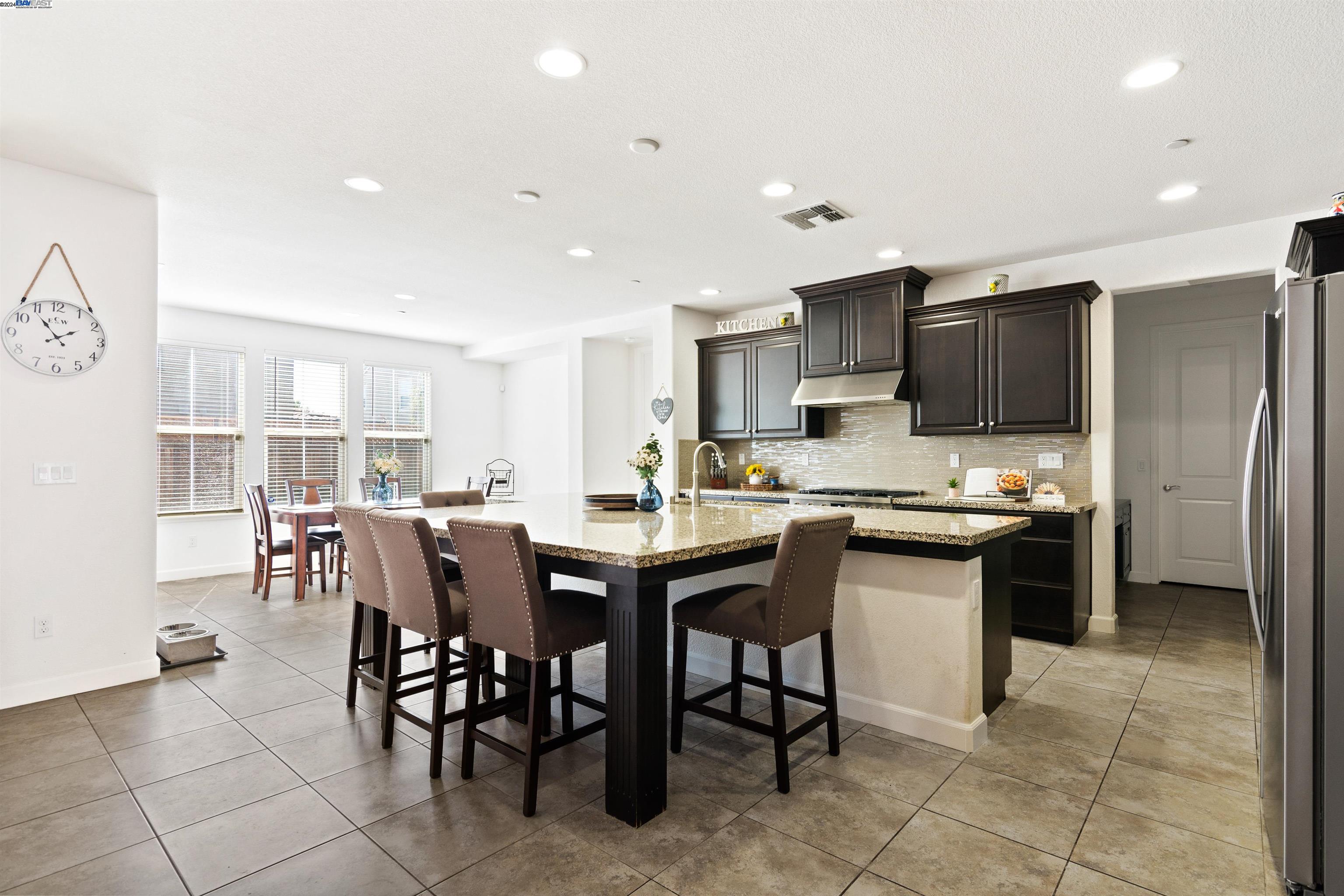 426 Bloomfield Ct