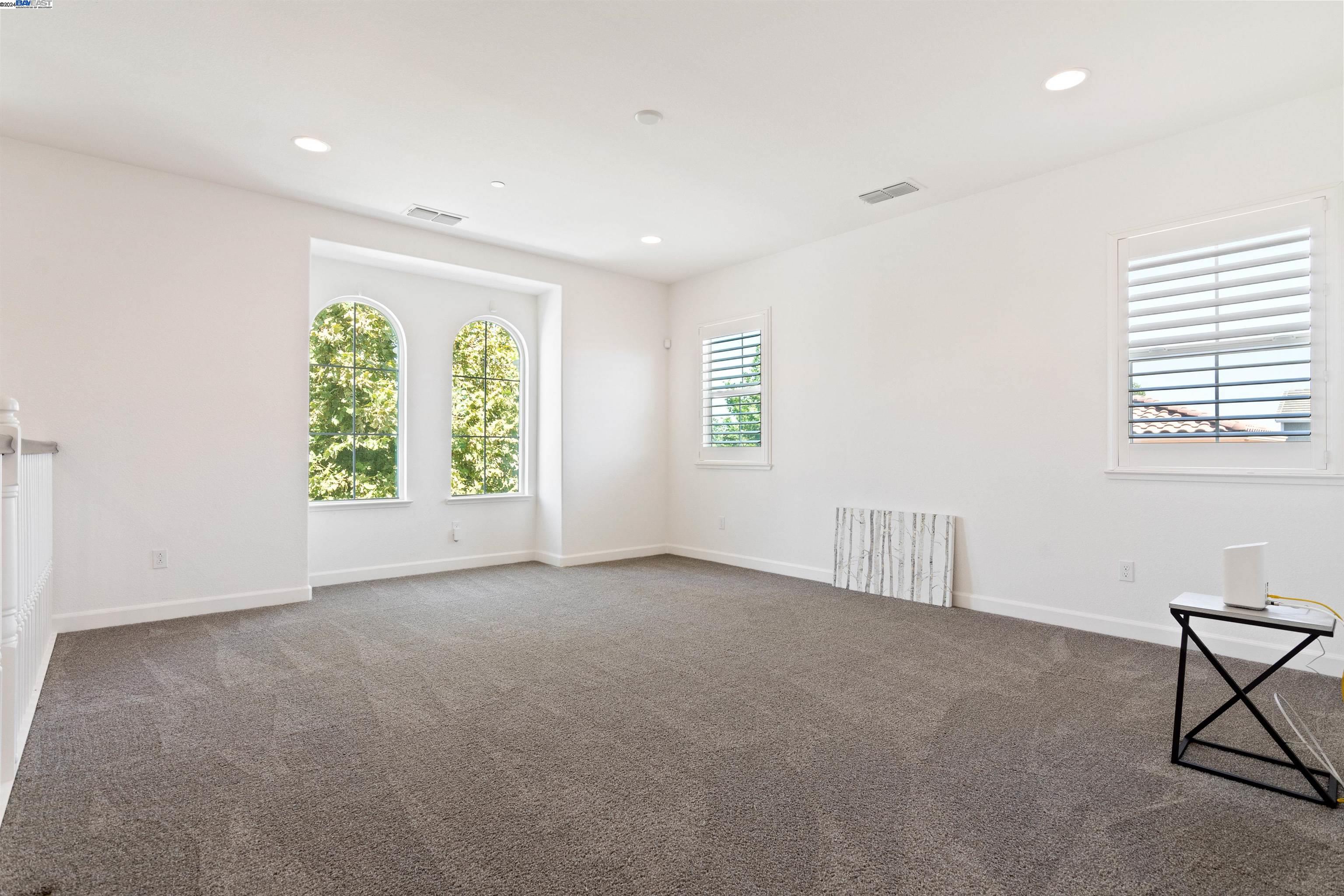 426 Bloomfield Ct