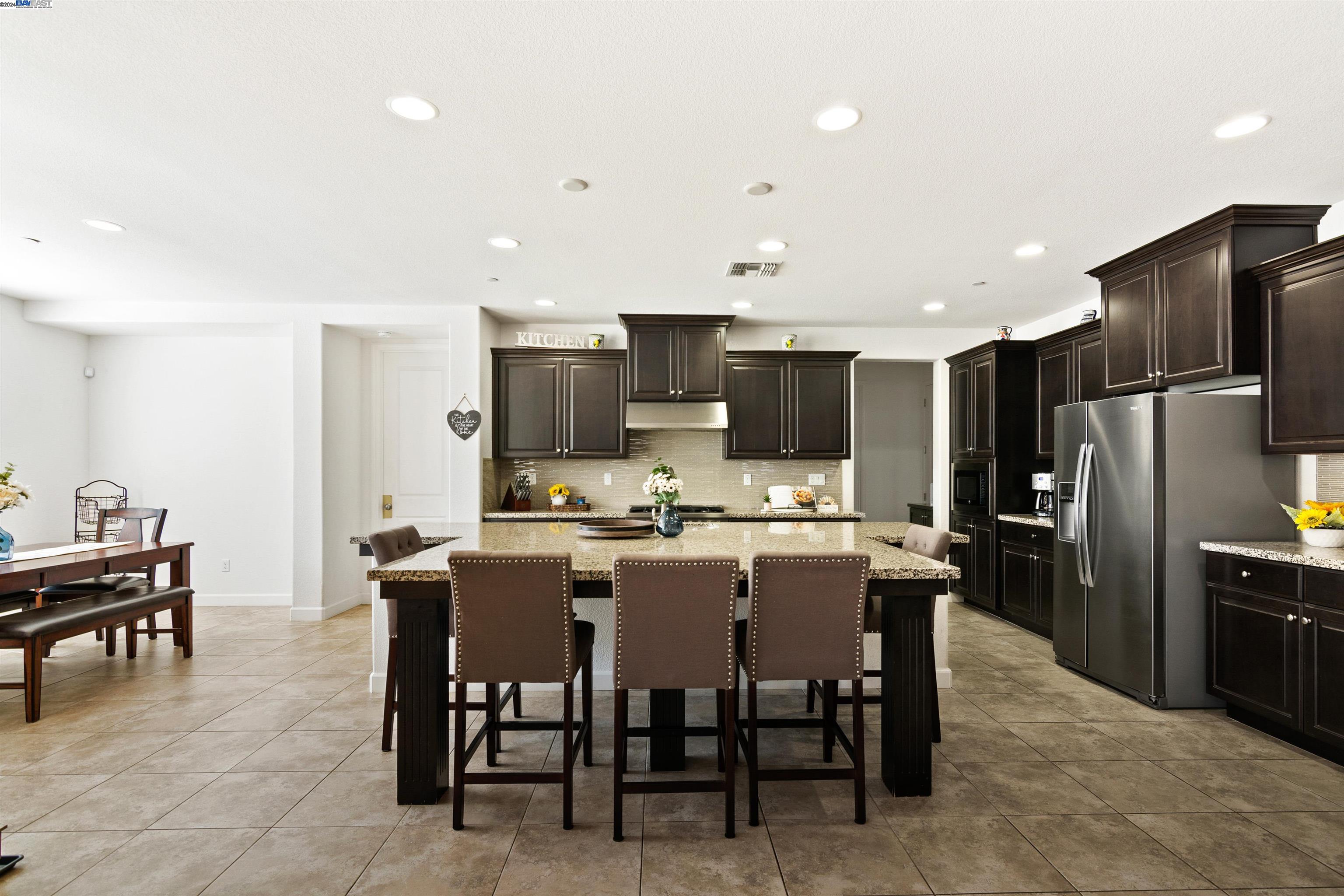 426 Bloomfield Ct