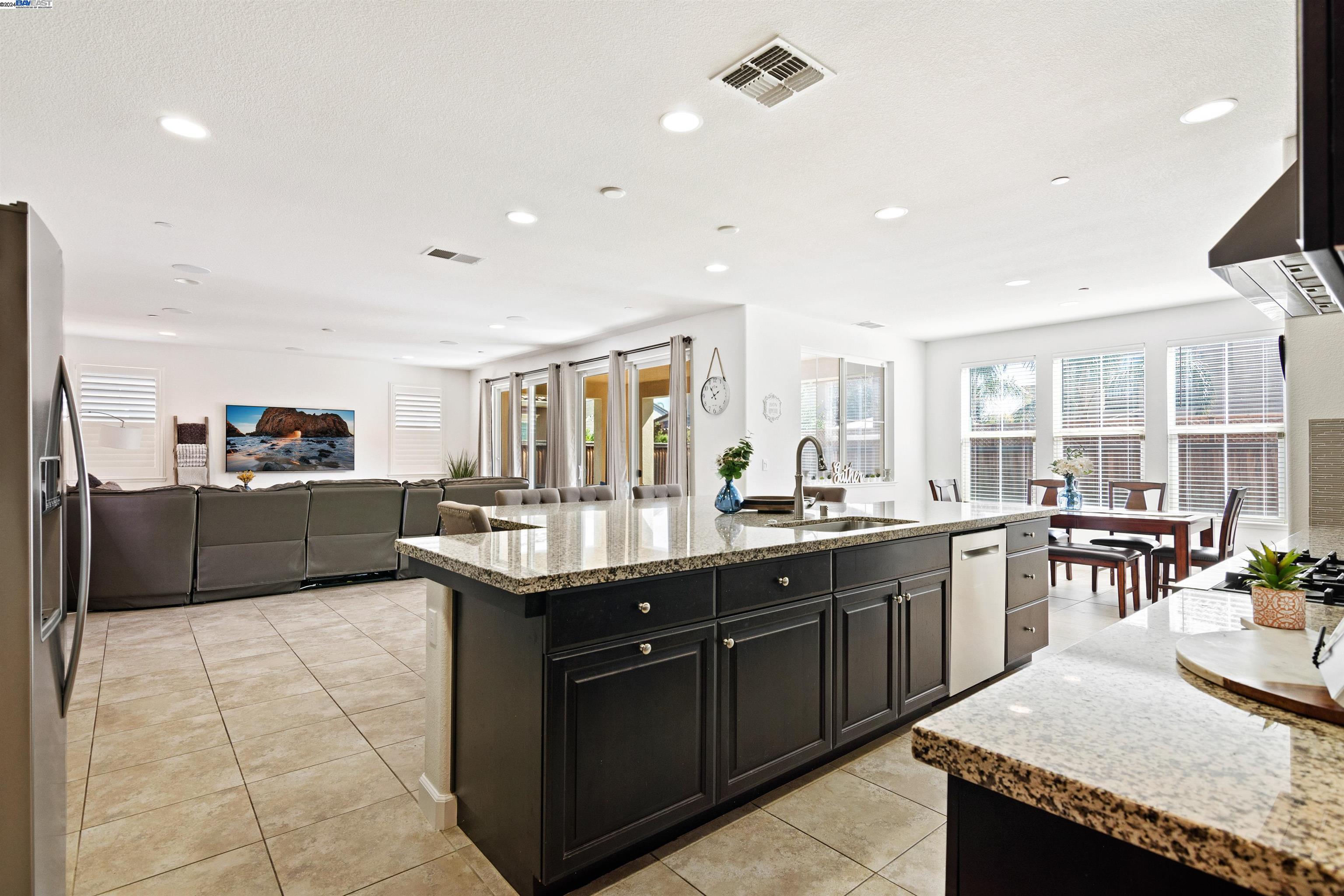 426 Bloomfield Ct