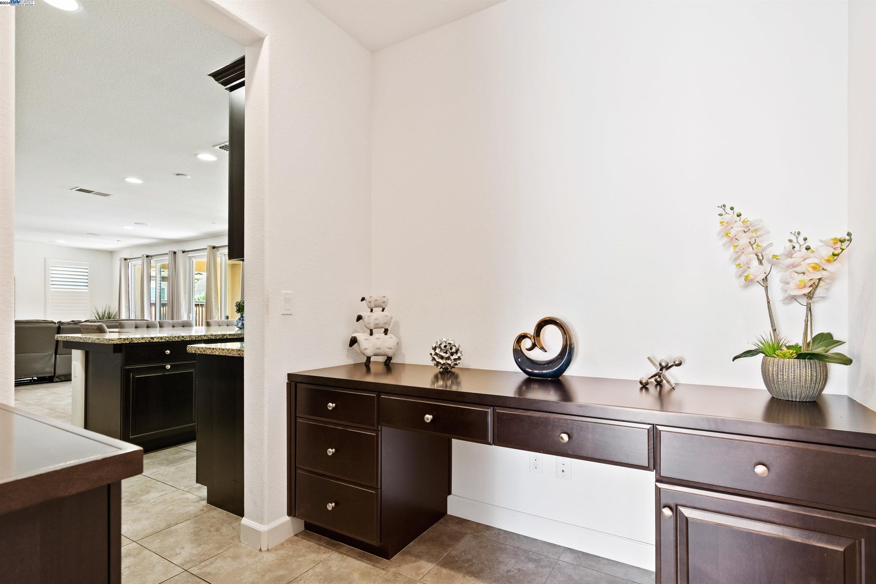 426 Bloomfield Ct