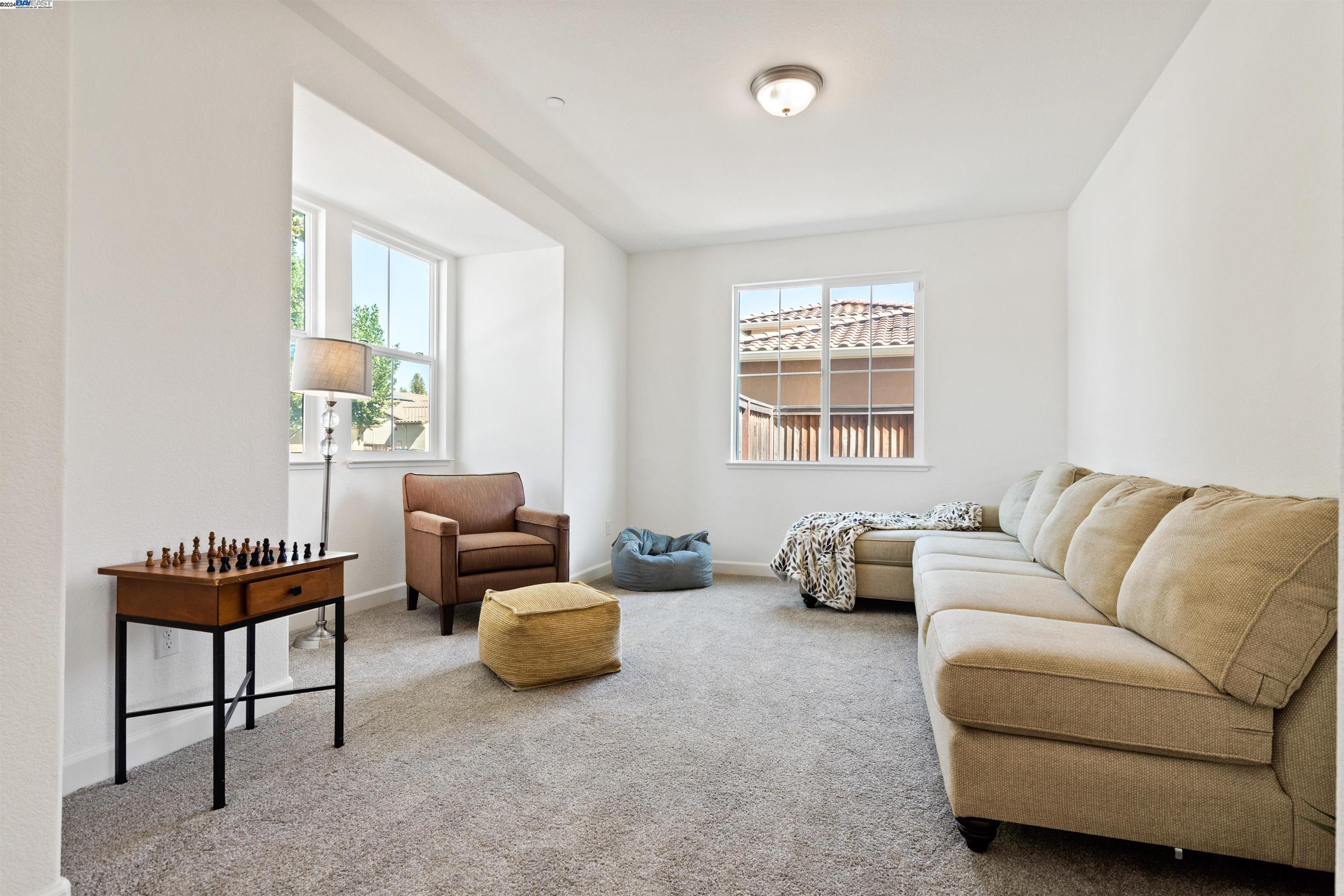 426 Bloomfield Ct