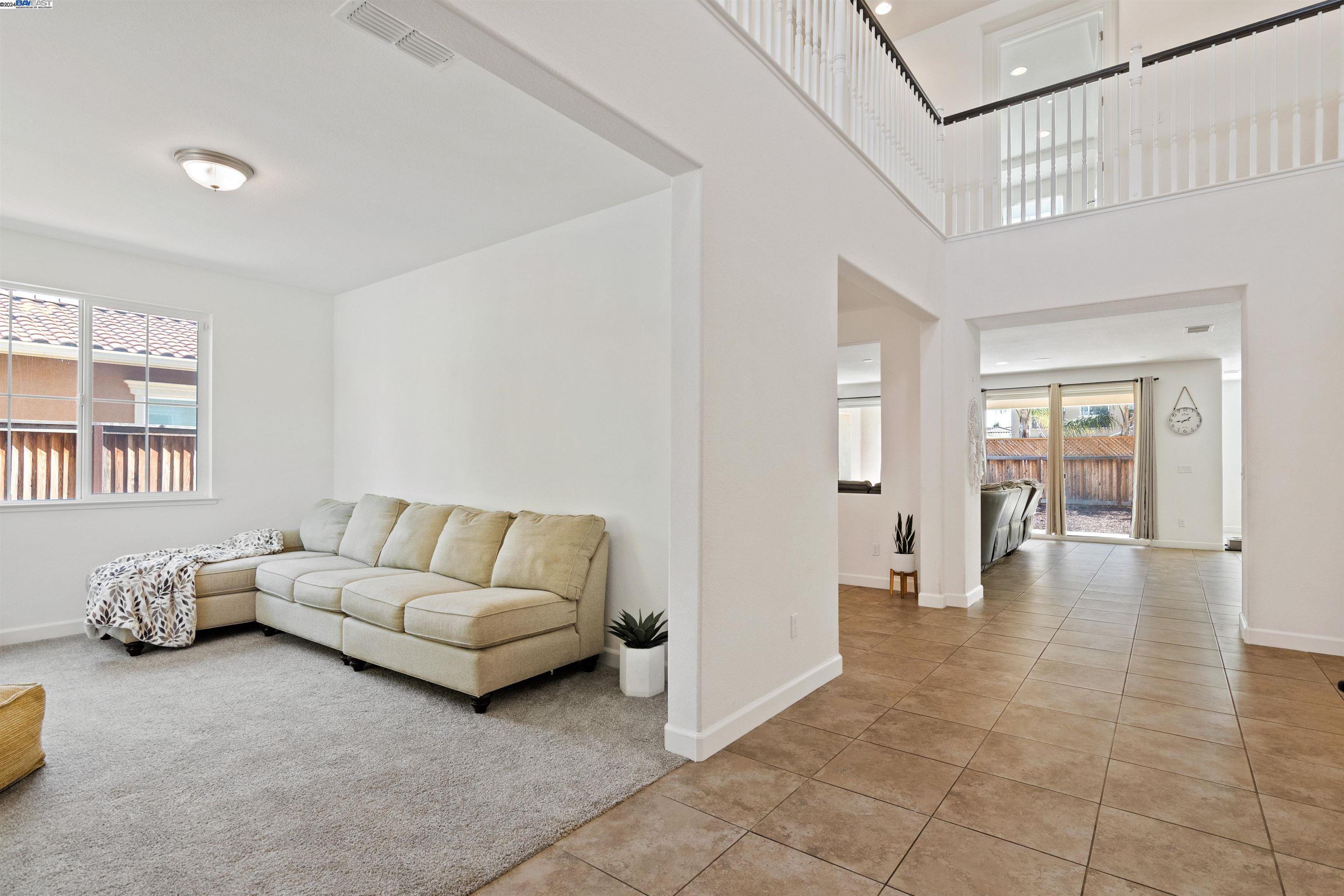 426 Bloomfield Ct