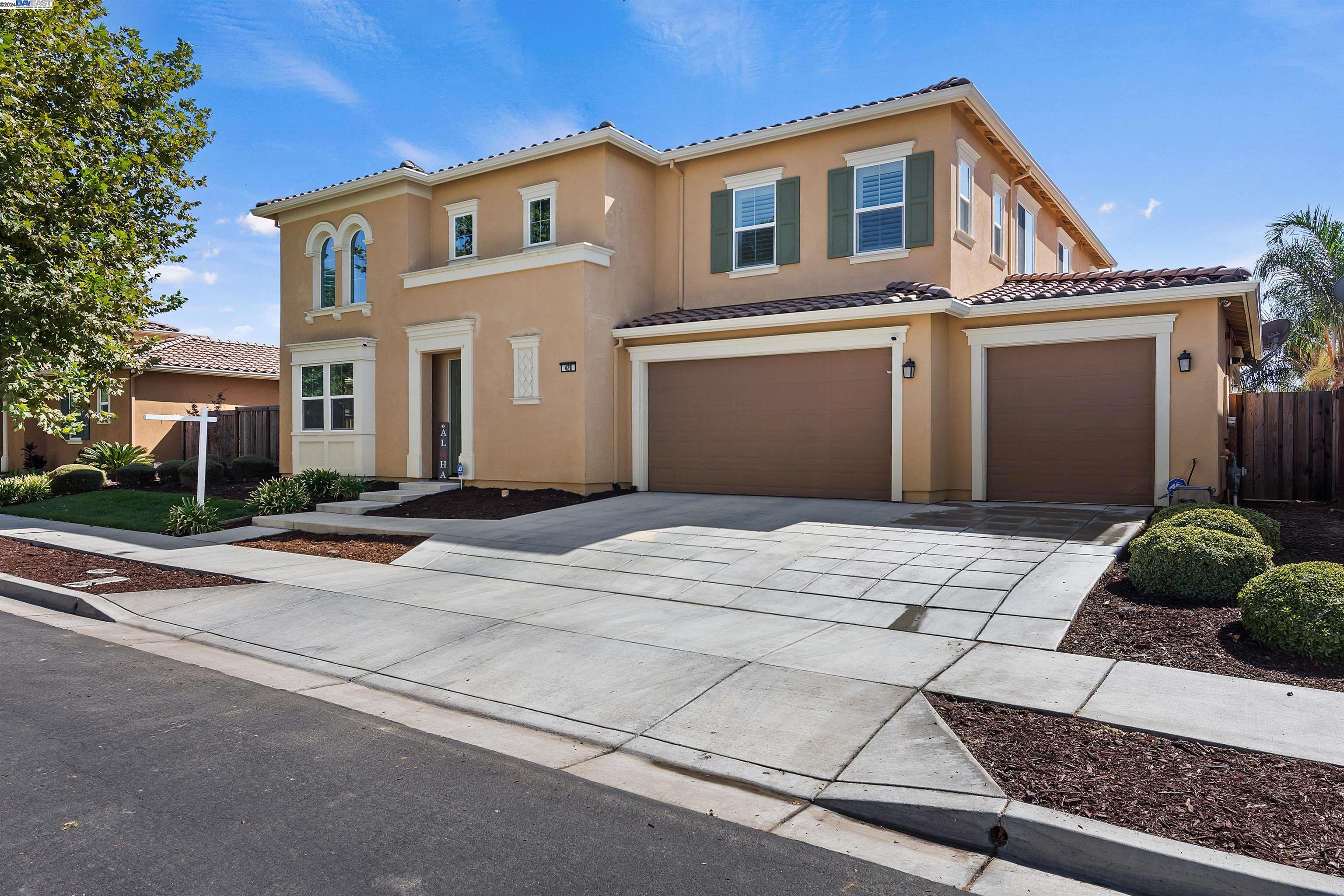 426 Bloomfield Ct